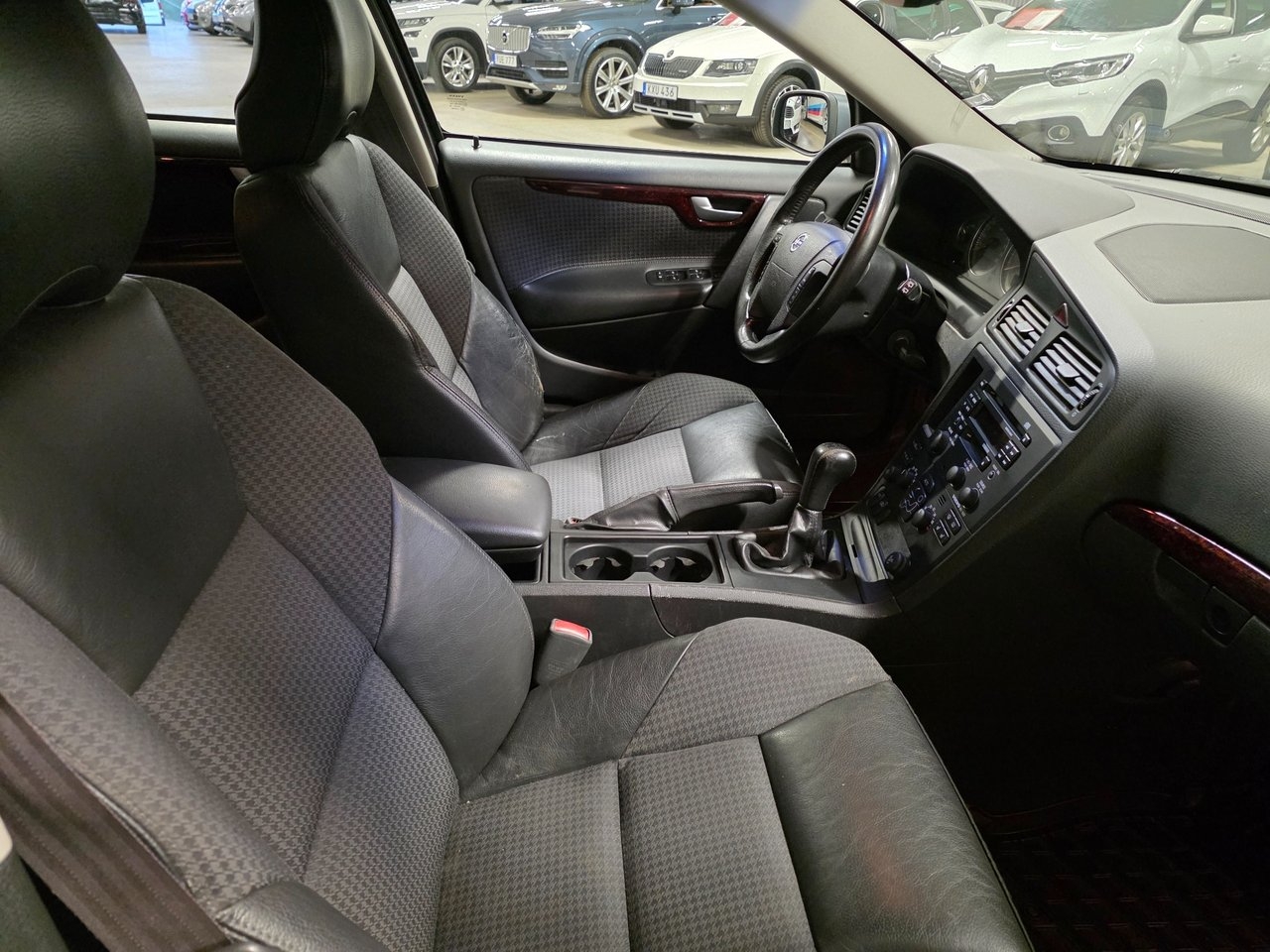 Volvo V70 2.4 Business 2004, bild 7/9