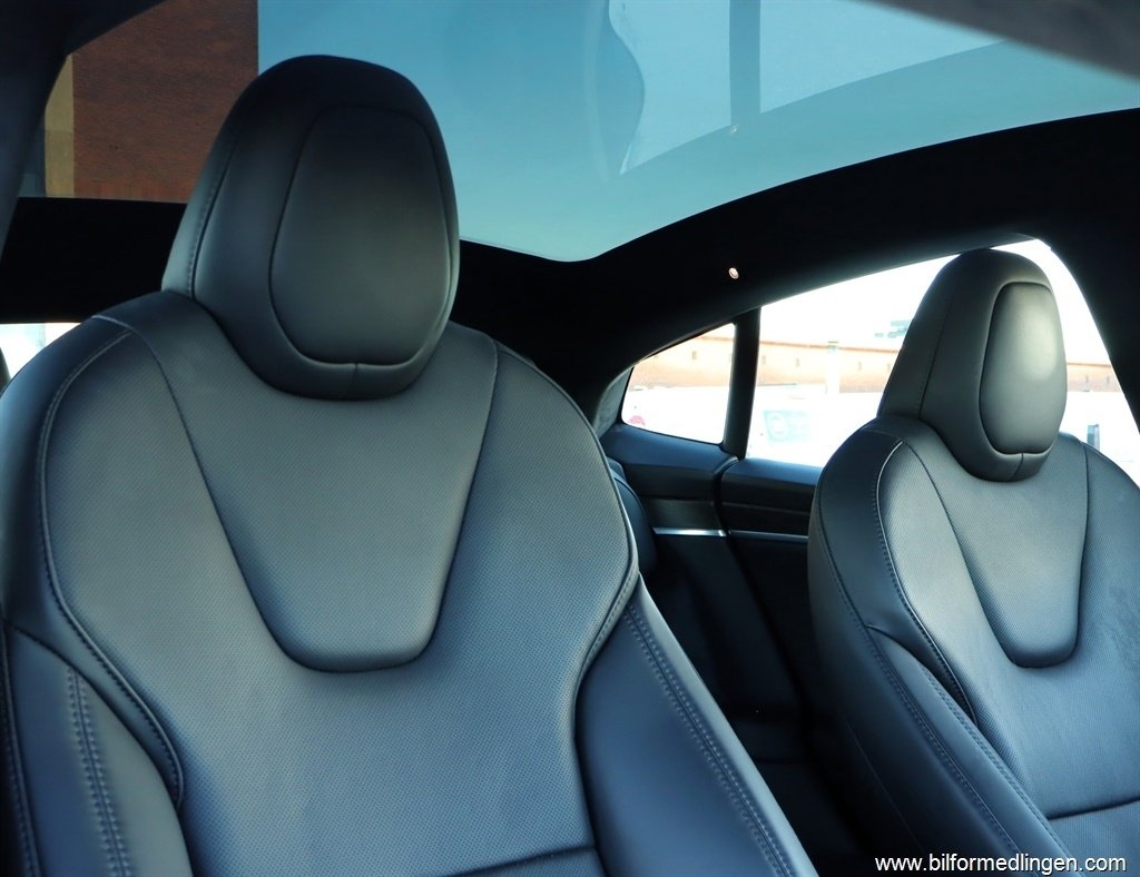 Tesla Model S 2023, bild 6/10