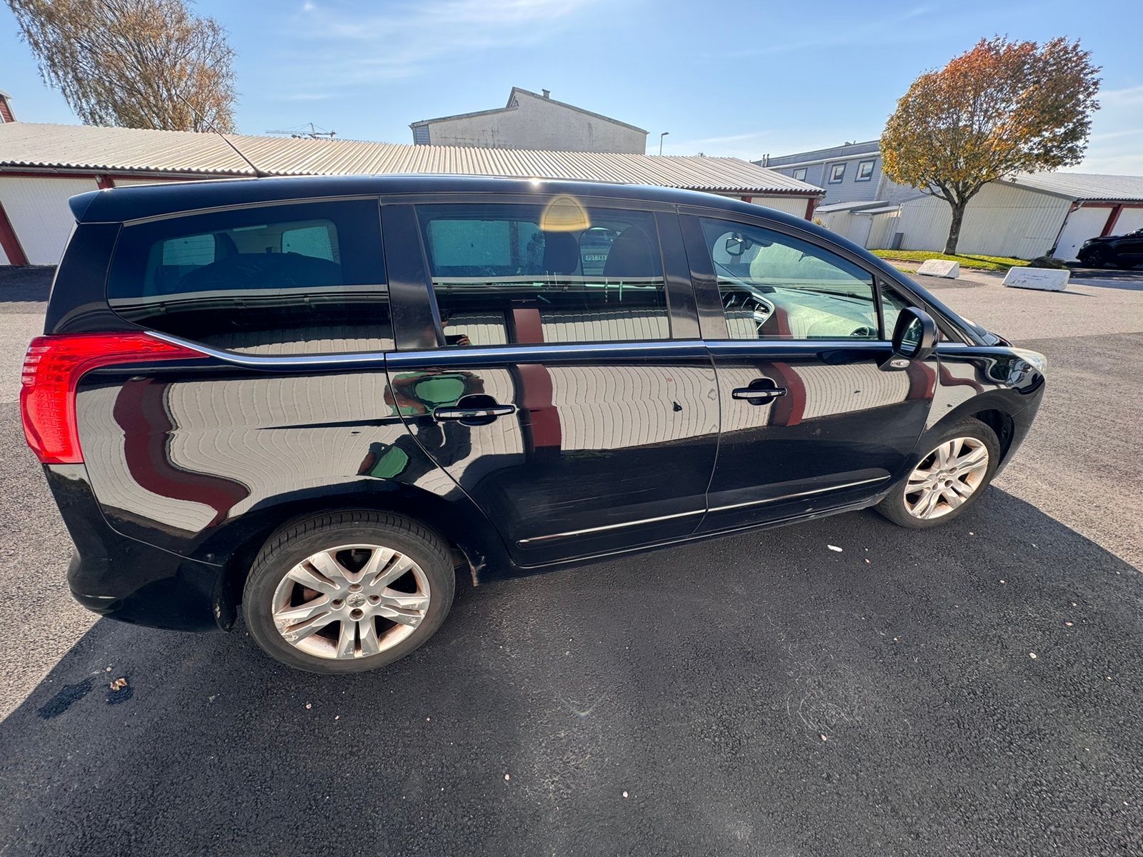 Peugeot 5008 1.6 HDi FAP Manuell 2010, bild 5/9