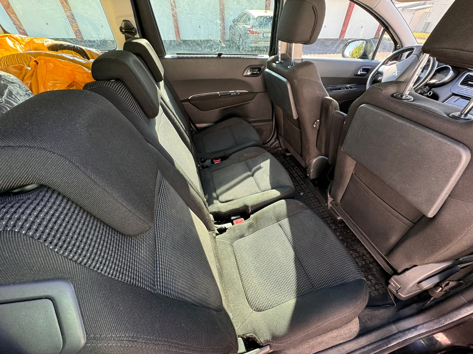 Peugeot 5008 1.6 HDi FAP Manuell 2010, bild 7/9