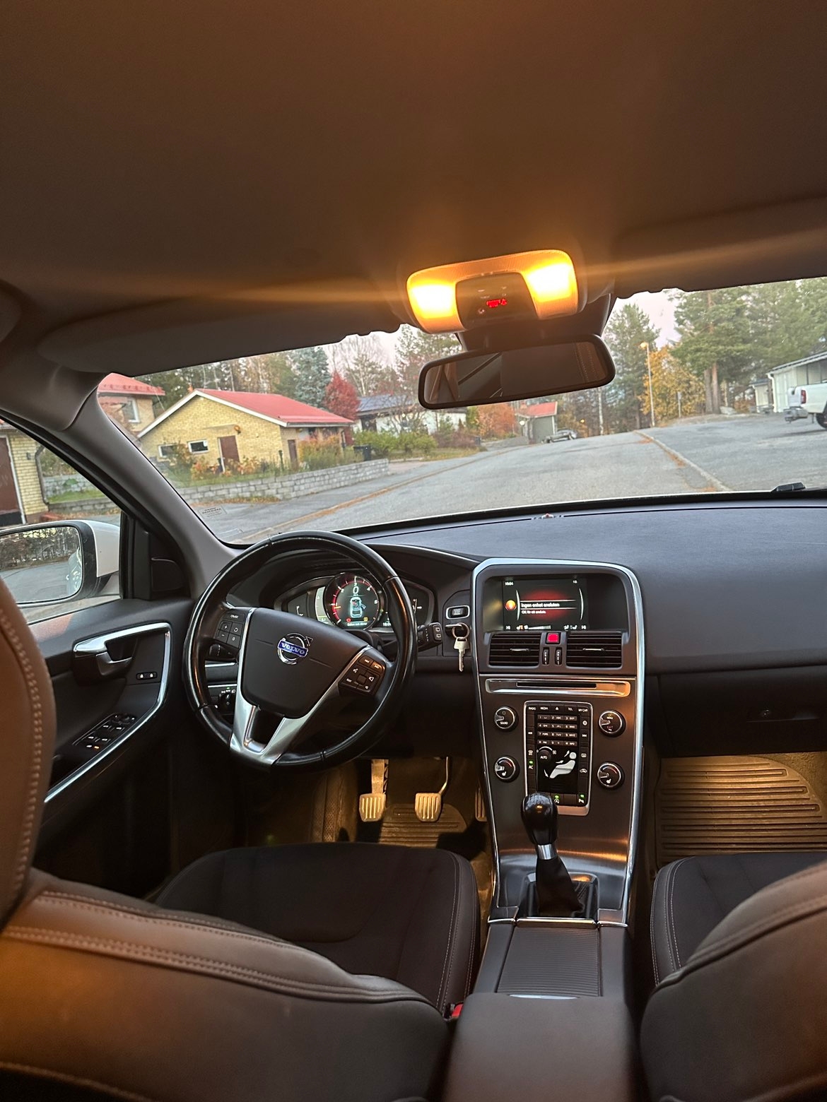 Volvo XC60 D3 Manuell 2014, bild 4/8