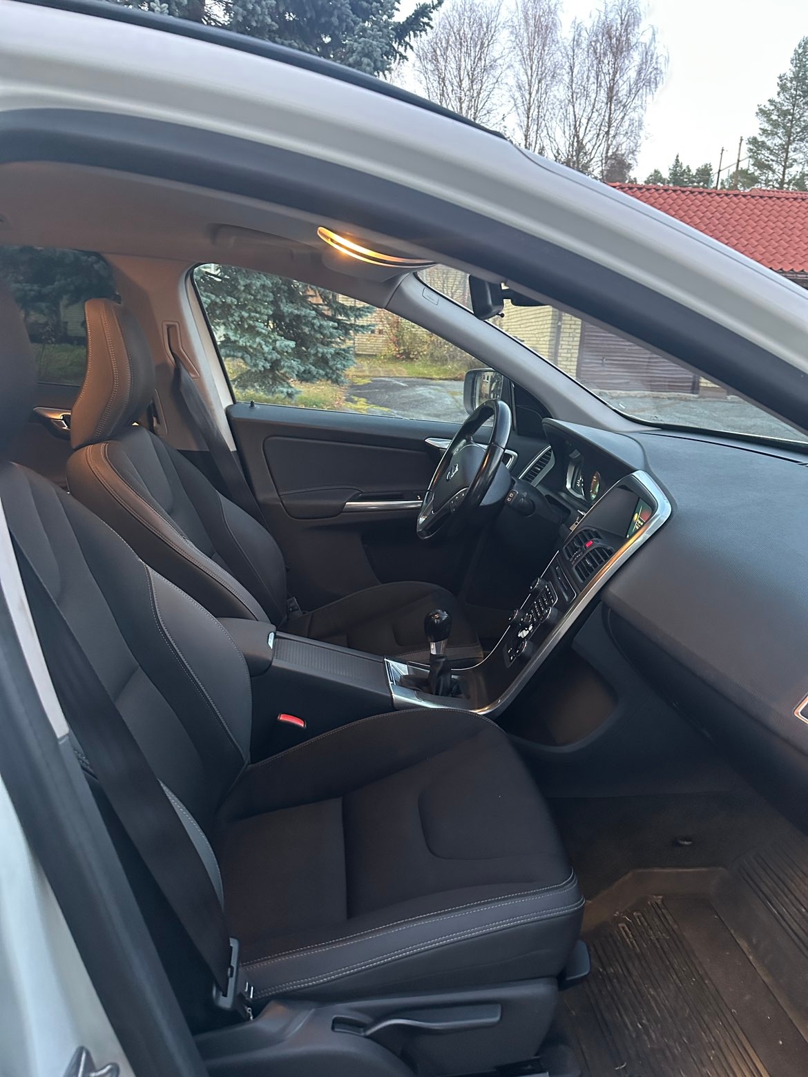 Volvo XC60 D3 Manuell 2014, bild 5/8