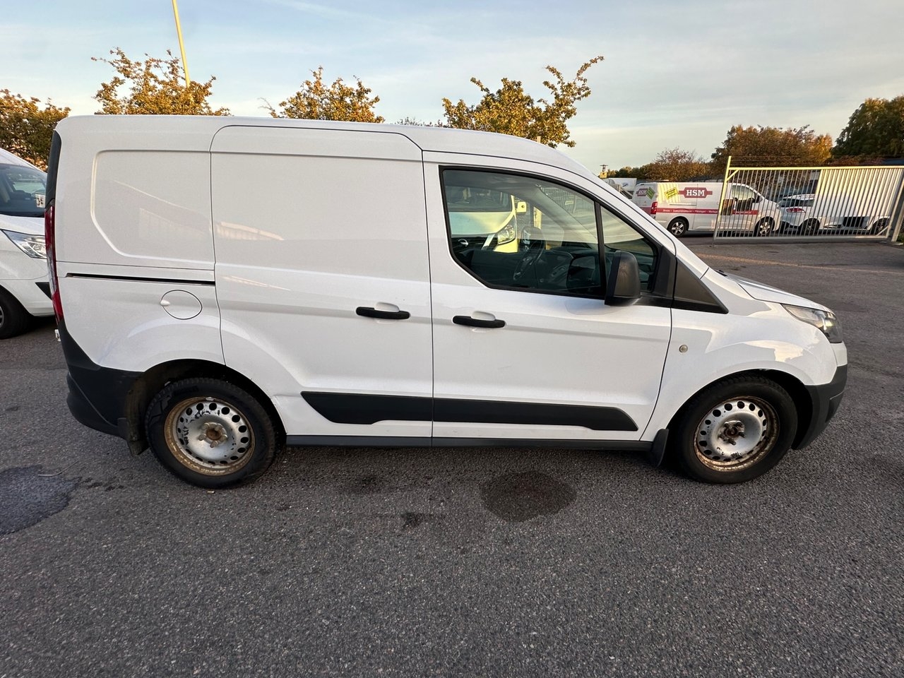 Ford Transit Connect 2016, bild 3/8