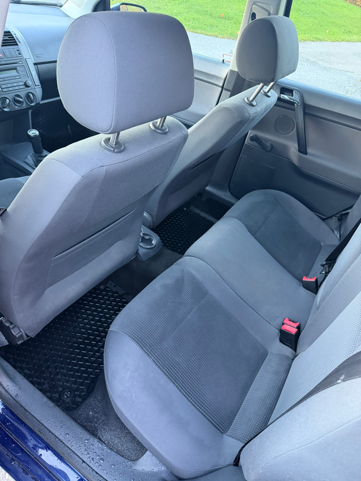 Volkswagen Polo 2009, bild 5/5