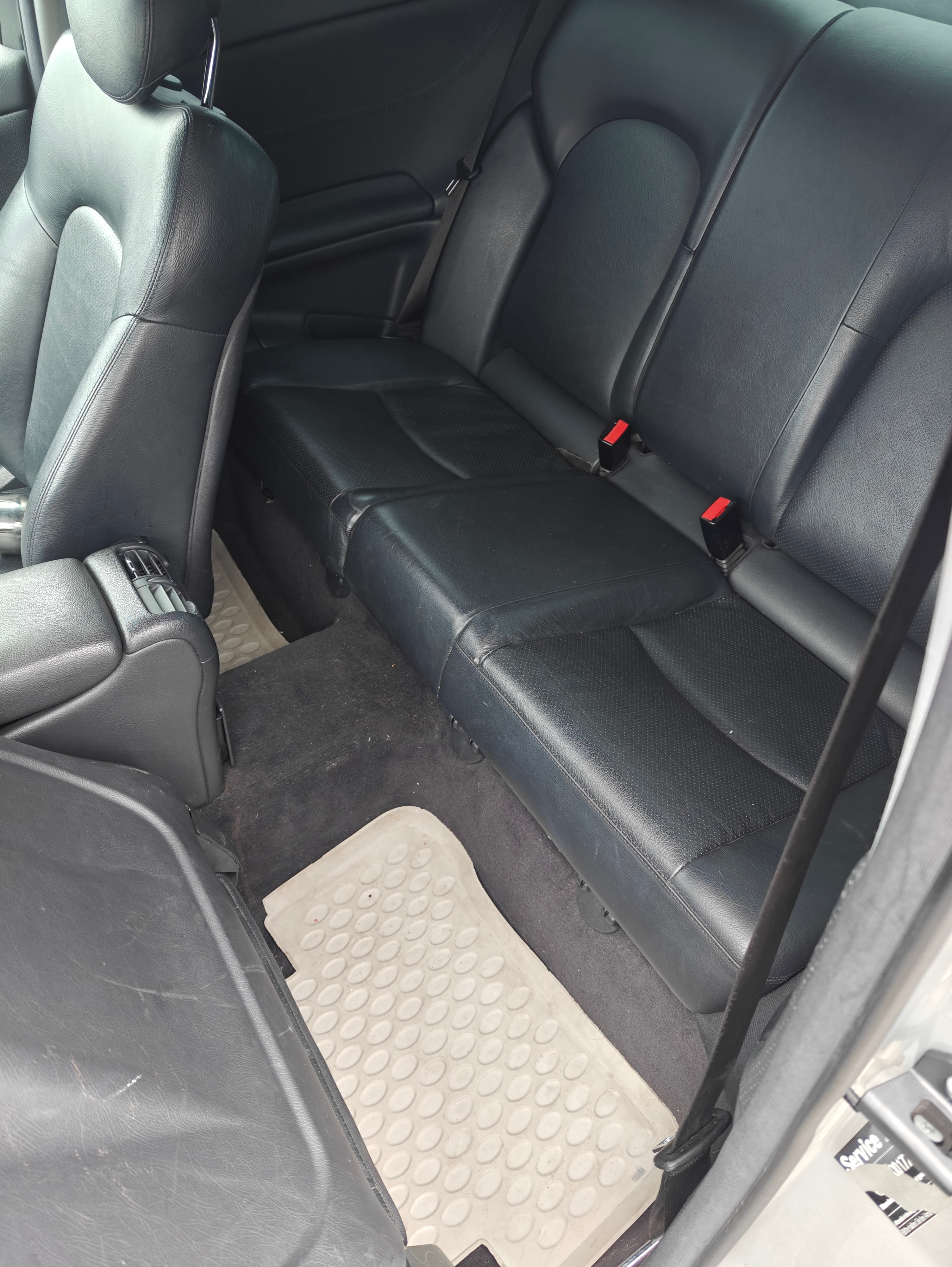 Mercedes-Benz C 2001, bild 6/7