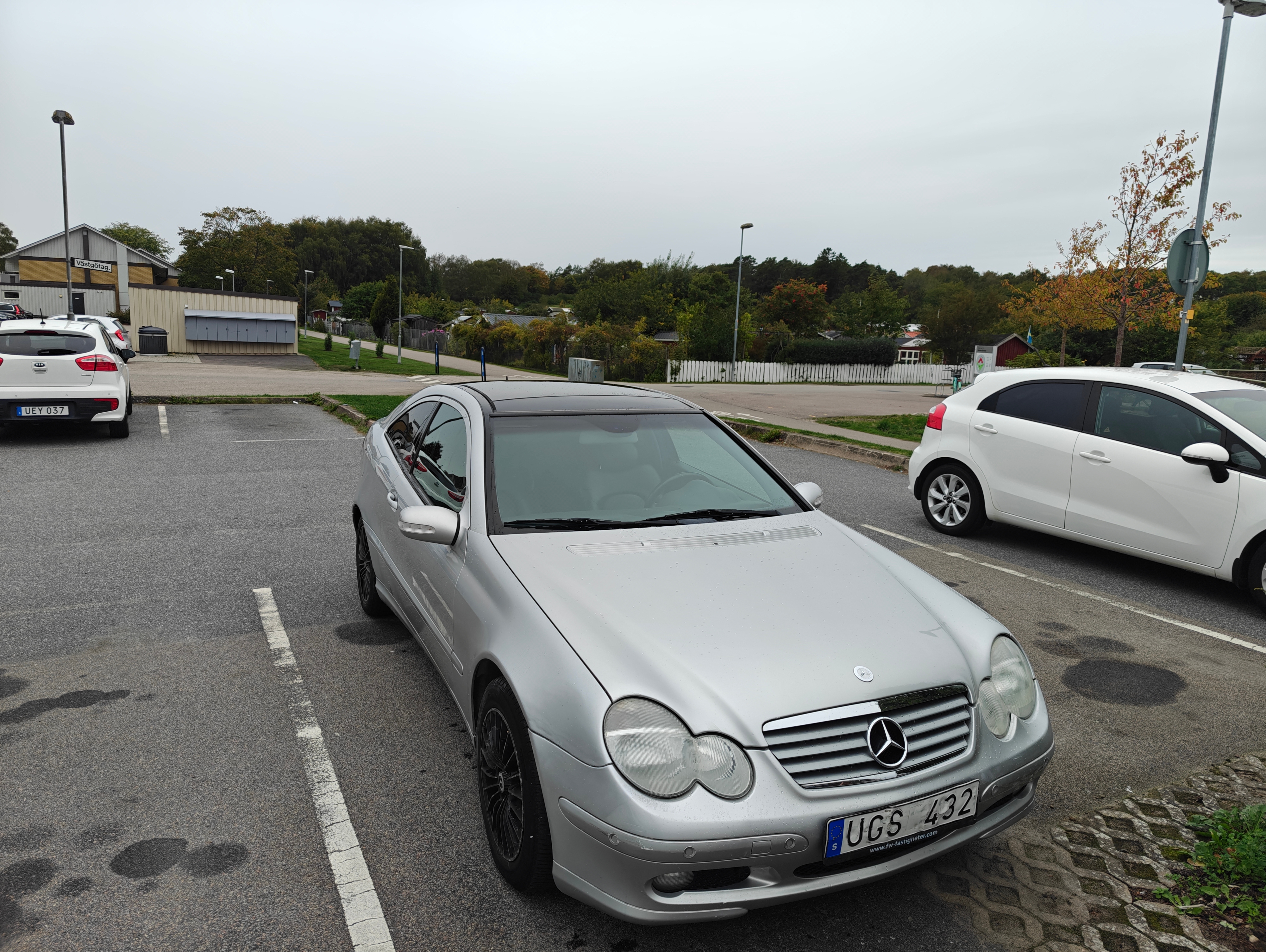 Mercedes-Benz C 2001, bild 2/7