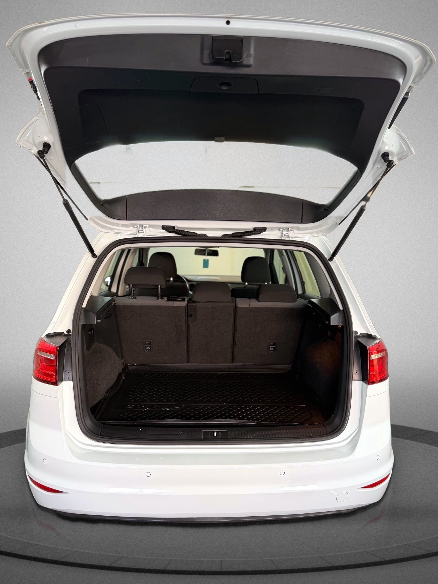 Volkswagen Golf Sportsvan 2018, bild 6/10