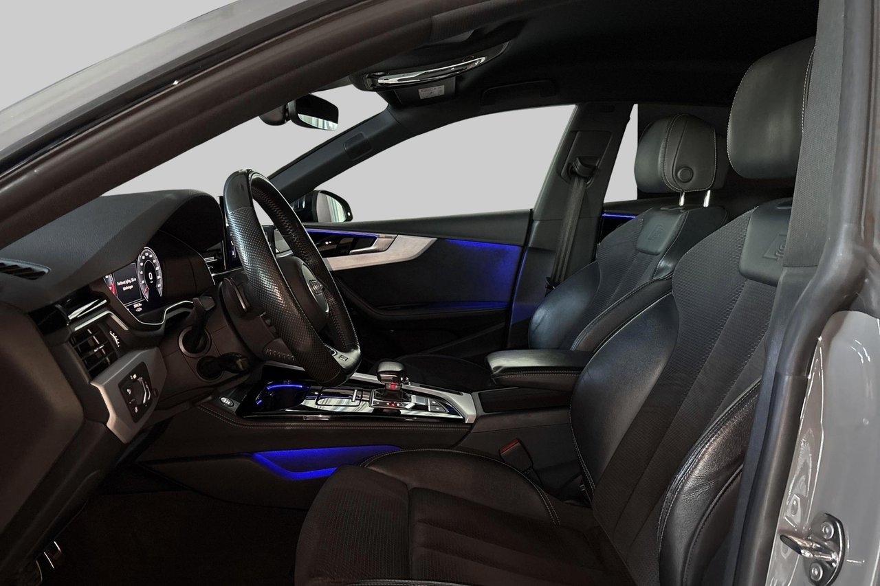 Audi A5 45 TFSI Q MHEV S Line Cockpit 2020, bild 7/10