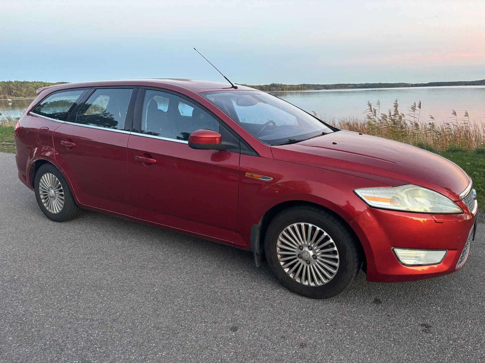Ford Mondeo Kombi 2.0 Manuell 2008, bild 4/6
