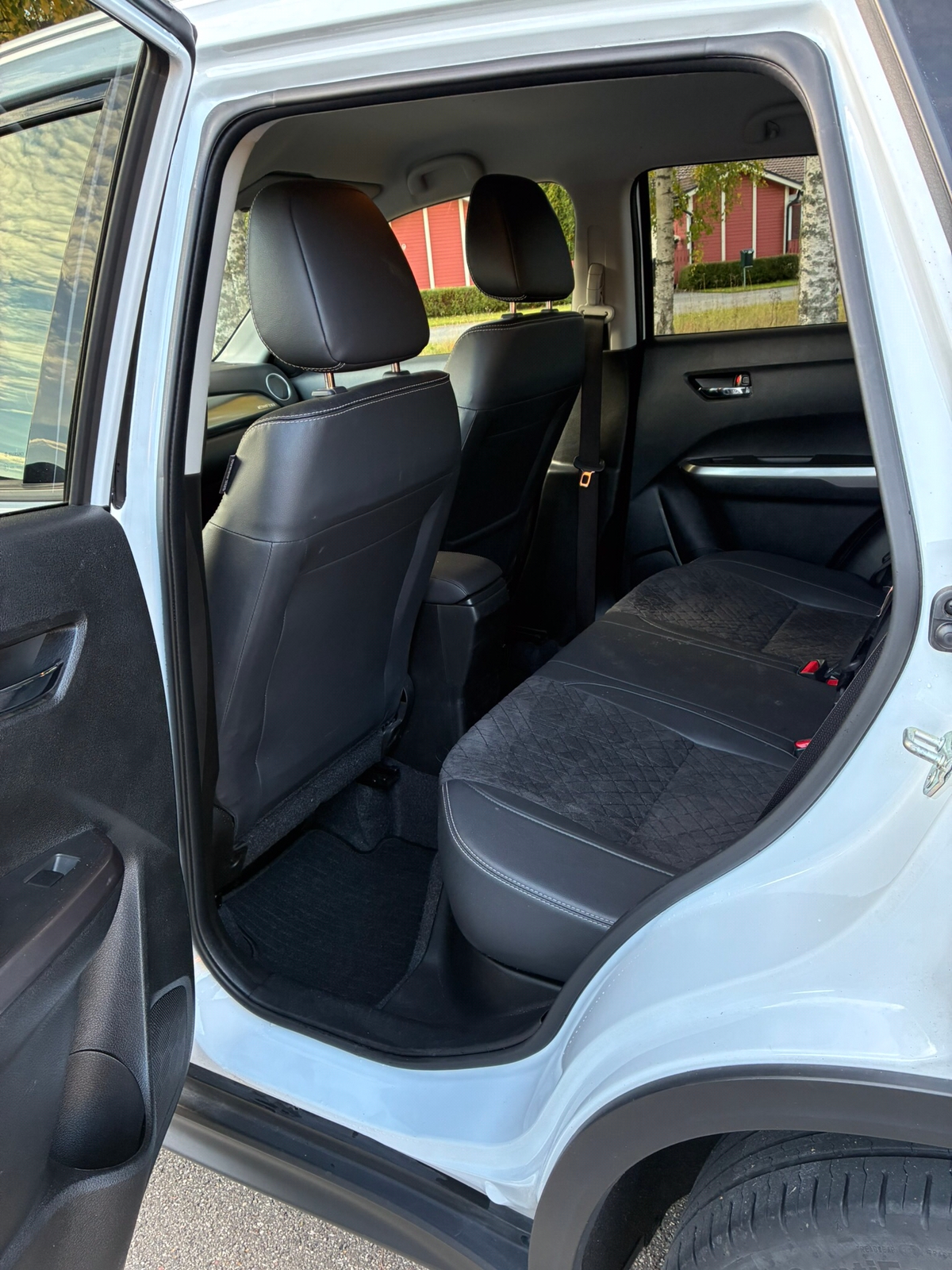 Suzuki Vitara Hybrid AllGrip Automatisk 2021, bild 6/10