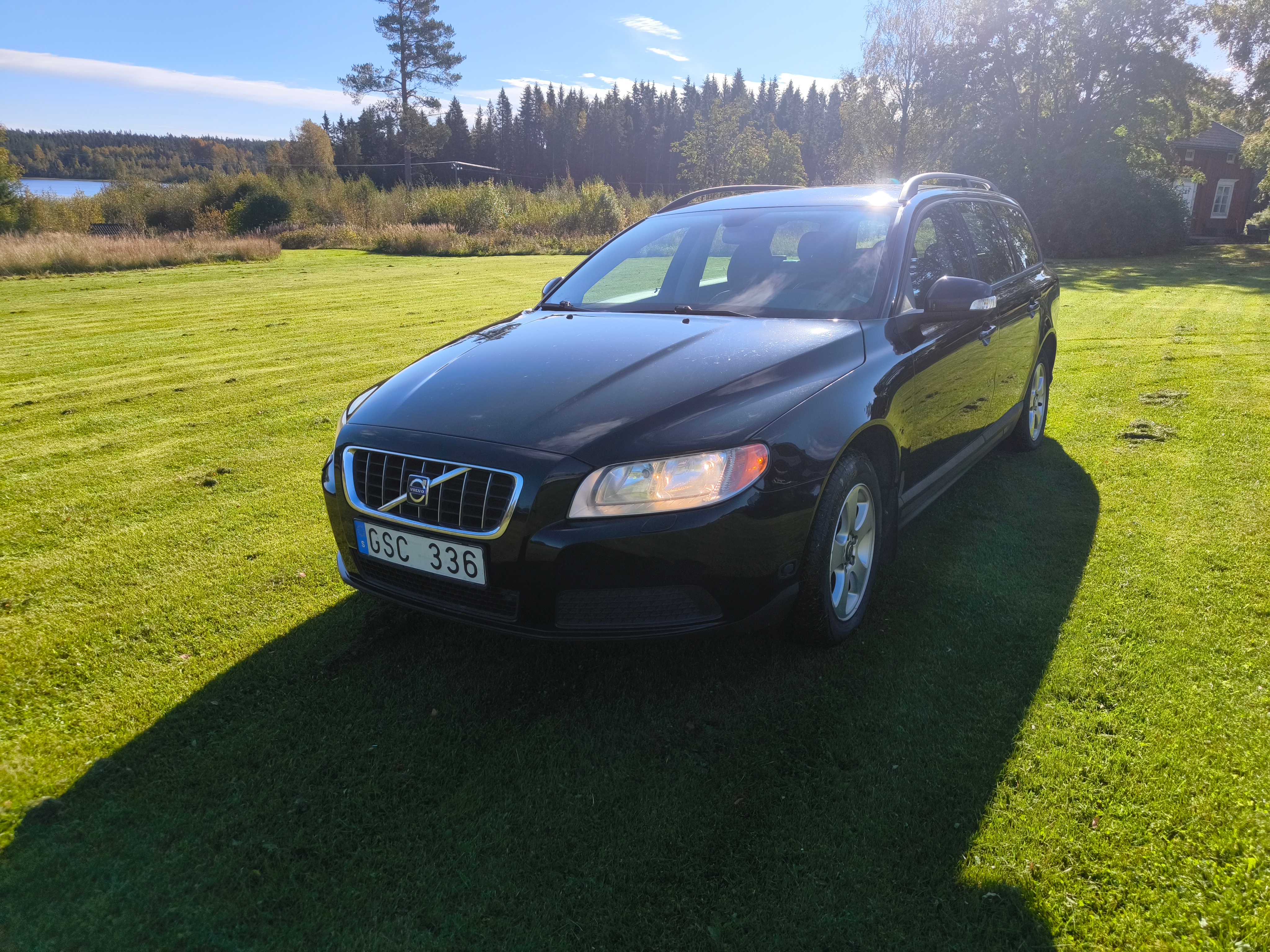 Volvo V70 2.0F Manuell 2008, bild 2/5