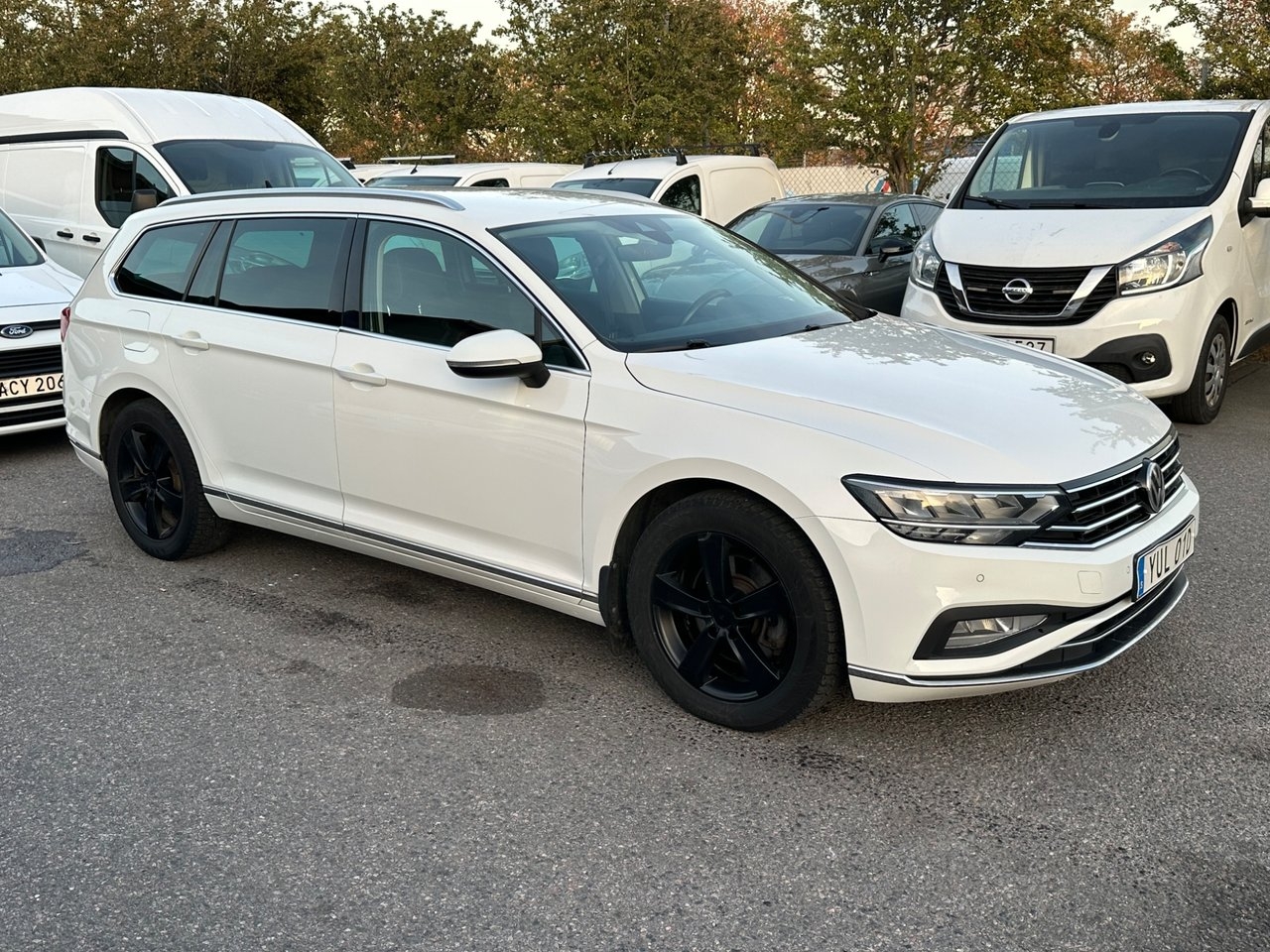 Volkswagen Passat 2020, bild 2/10