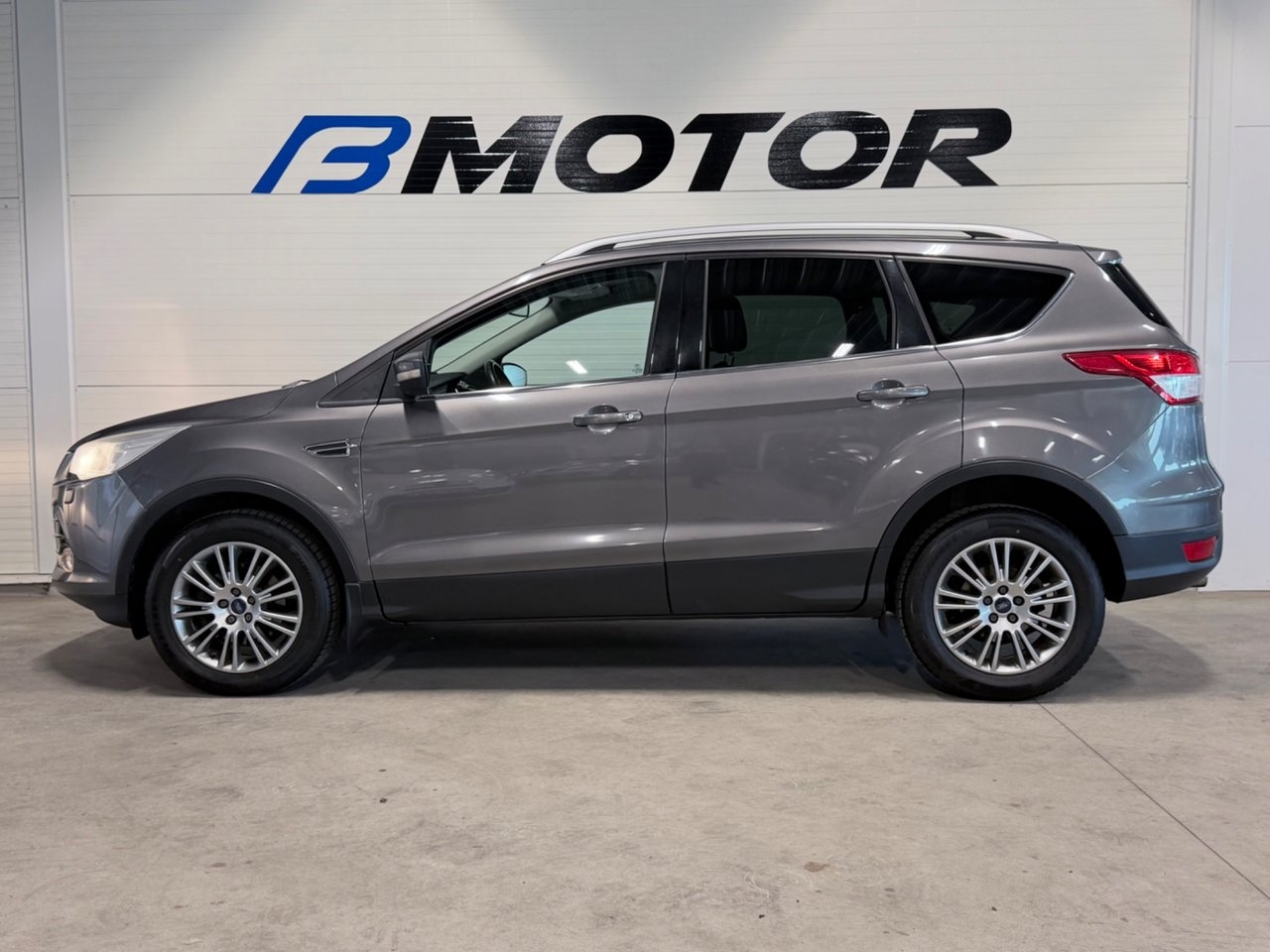 Ford Kuga 1.6 EcoBoost Titanium 2013, bild 7/10