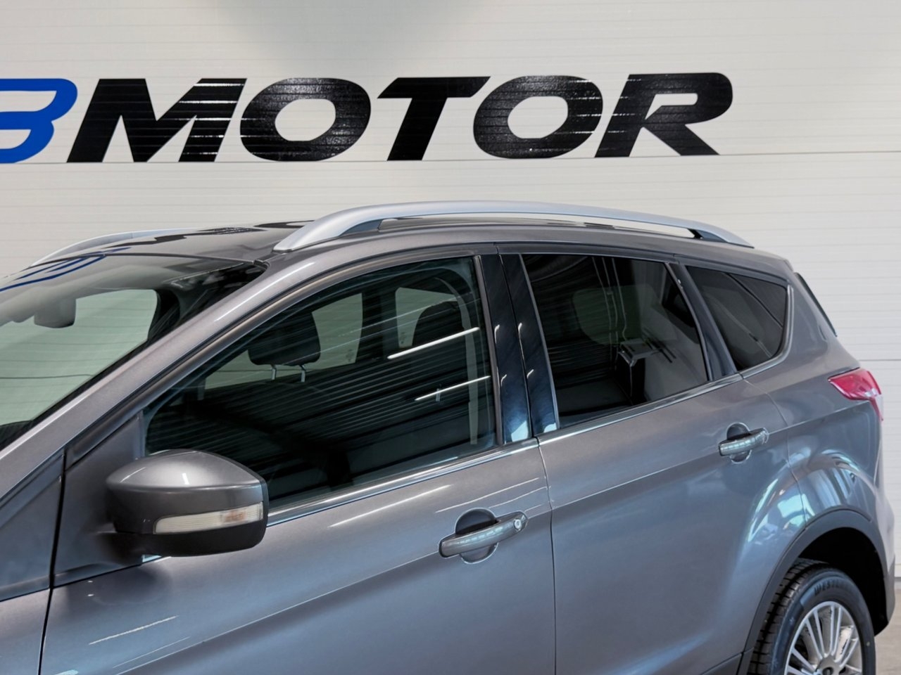 Ford Kuga 1.6 EcoBoost Titanium 2013, bild 4/10