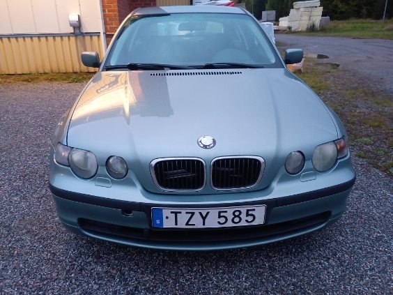 BMW 316 Ti Compact Automatisk 2003, bild 3/8