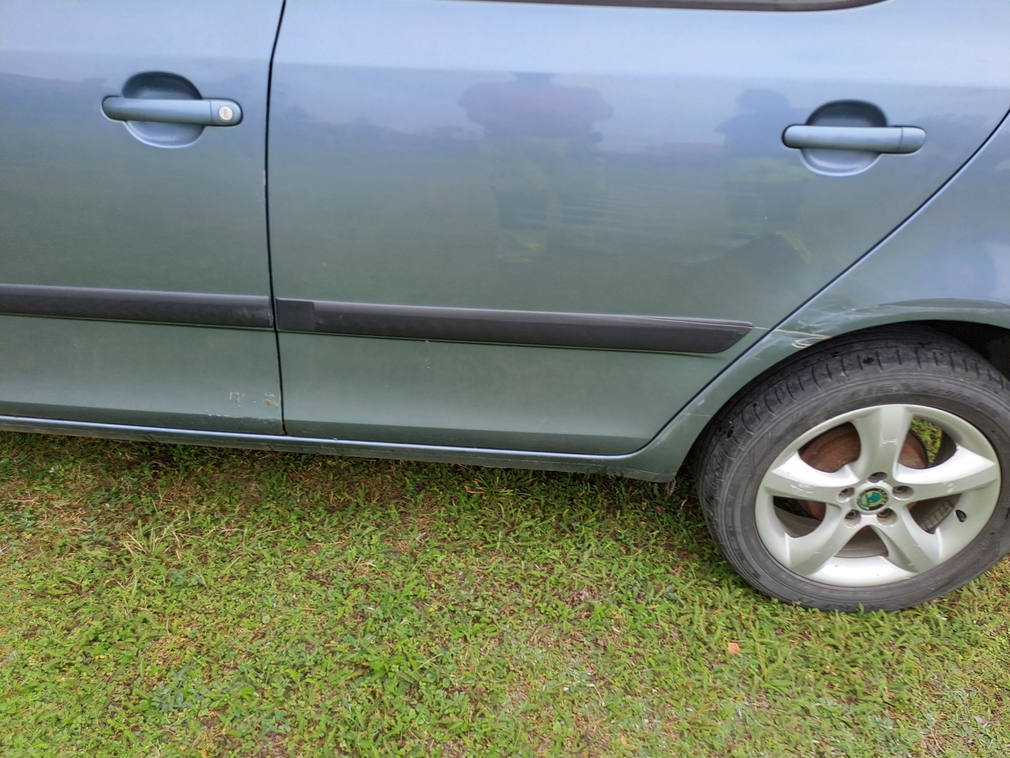 Skoda Fabia 1.2 Manuell 2007, bild 7/8