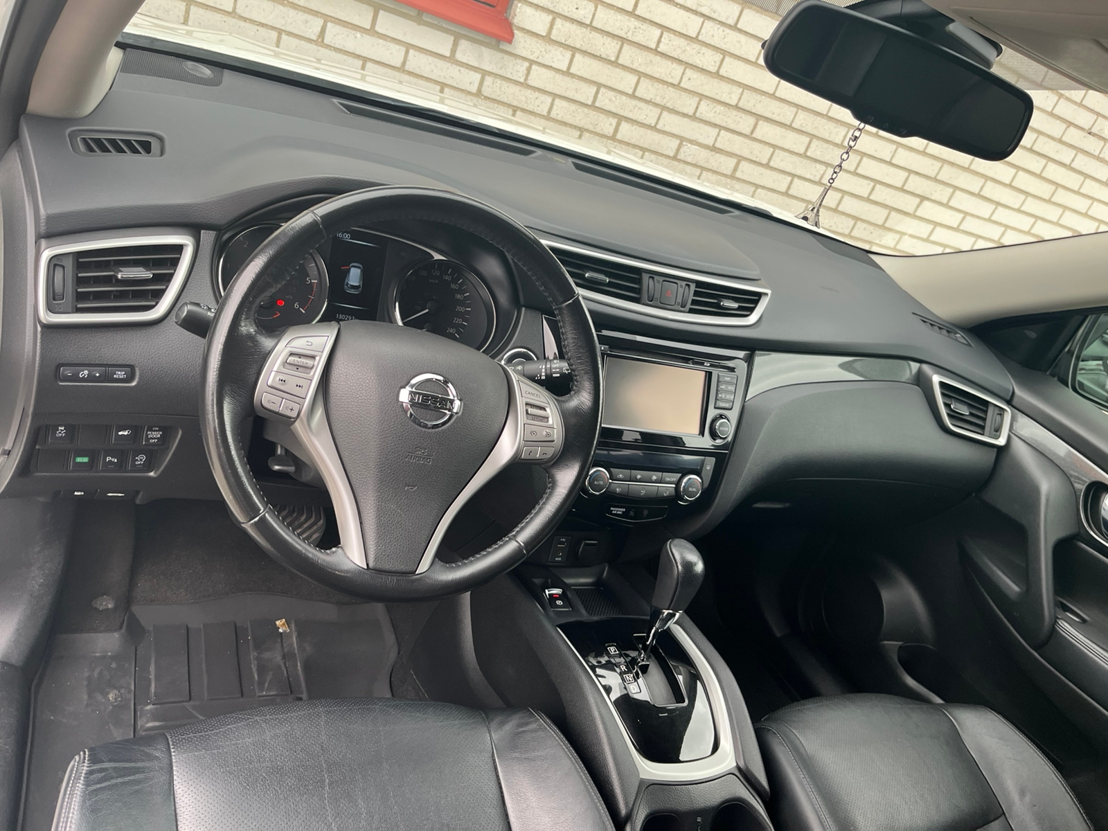 Nissan X-Trail 2017, bild 4/10