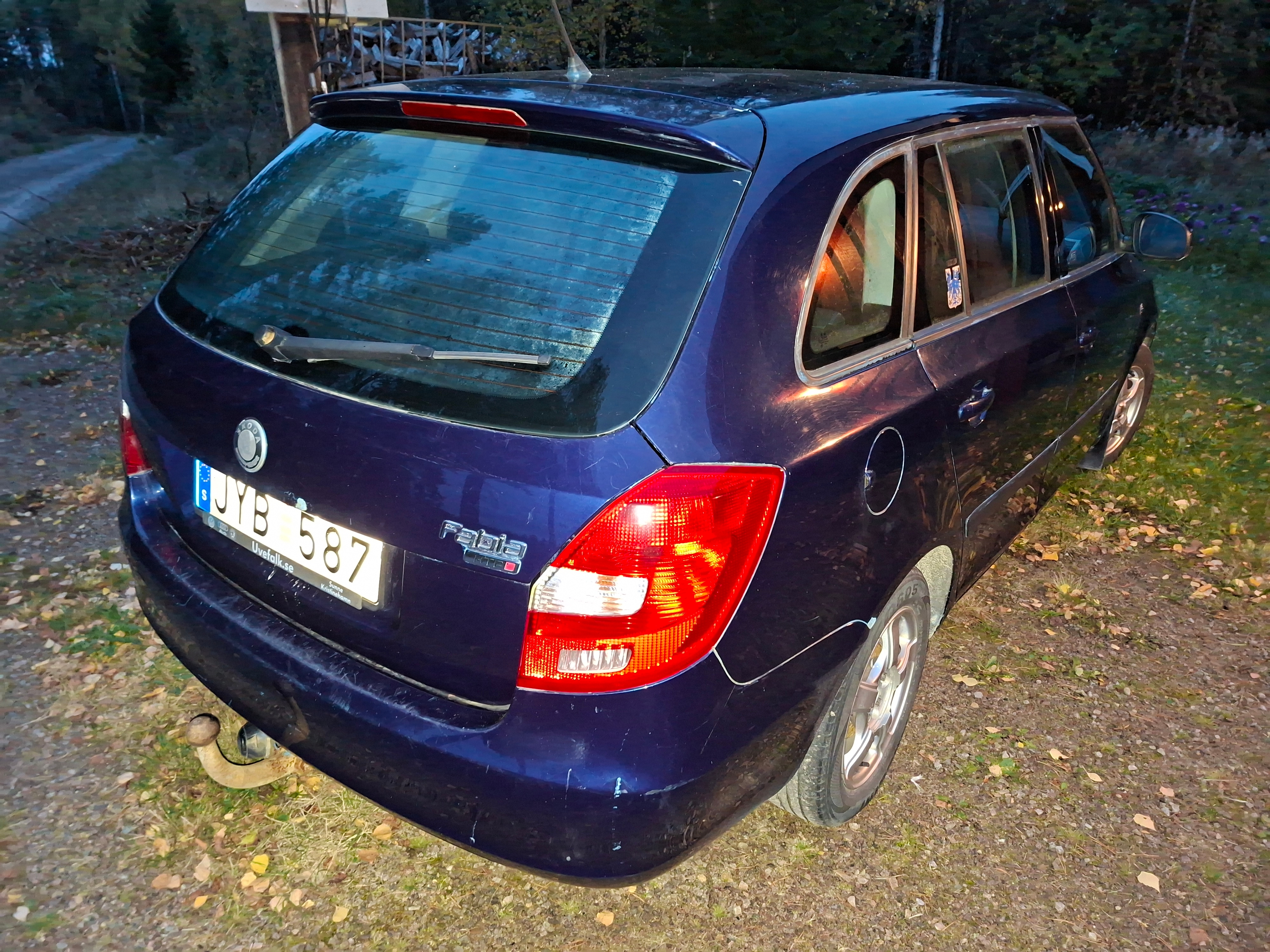 Skoda Fabia Kombi 1.2 Manuell 2010, bild 3/8