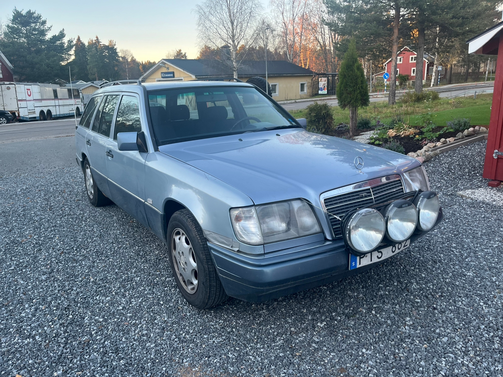 Mercedes-Benz 200 TE Manuell 1993, bild 2/10