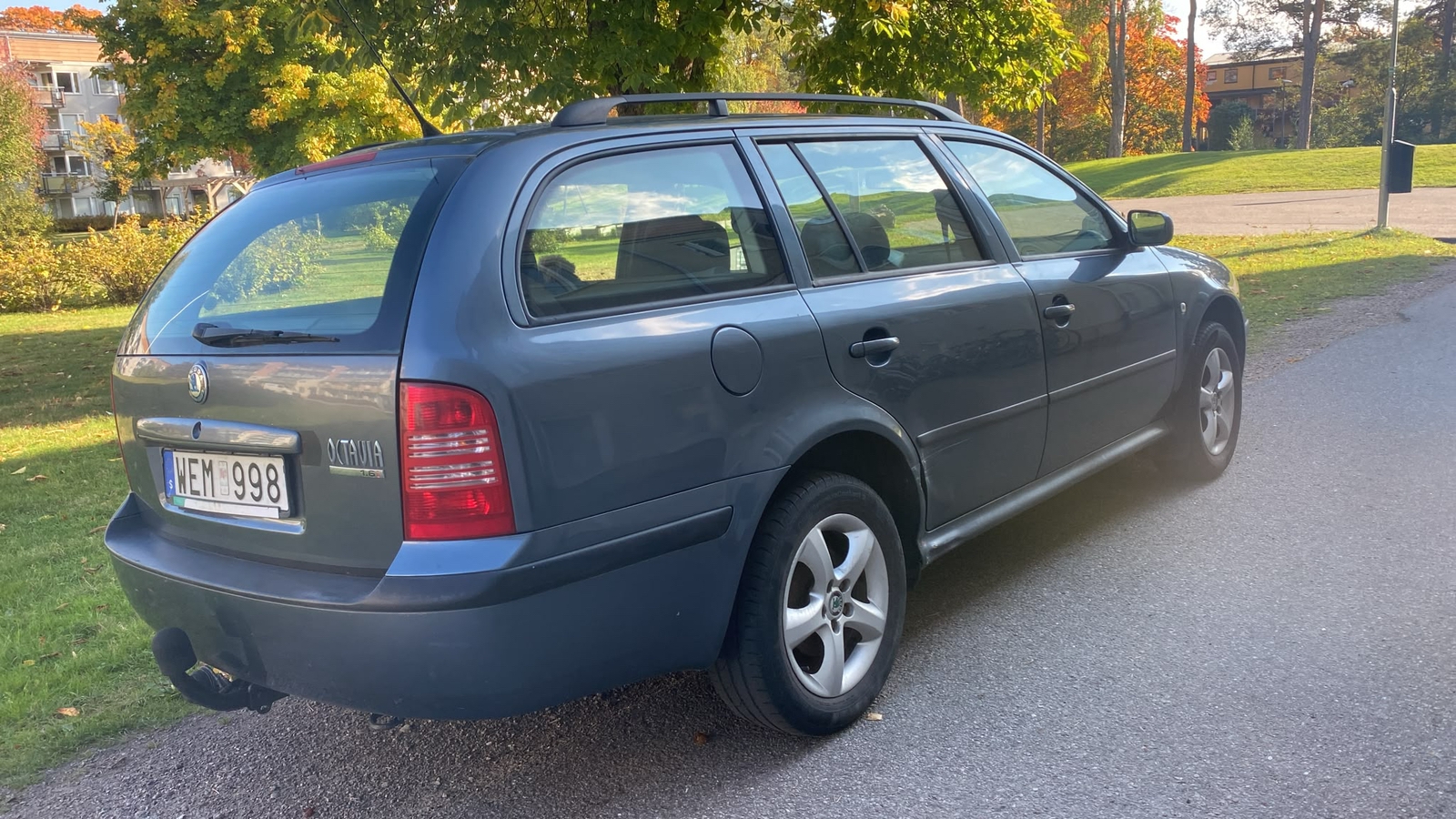 Skoda Octavia Tour Kombi 1.6 MPI Manuell 2004, bild 4/7