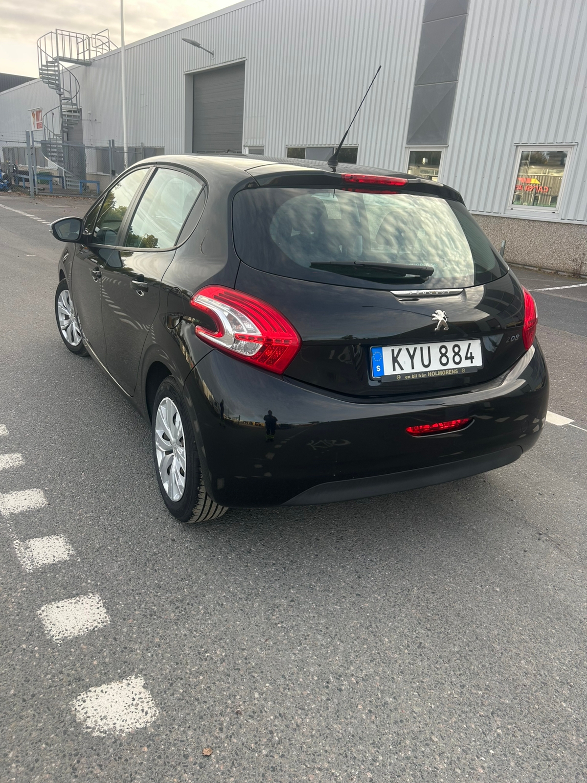 Peugeot 208 5-dörrar 1.2 VTi 82 Manuell 2015, bild 5/10