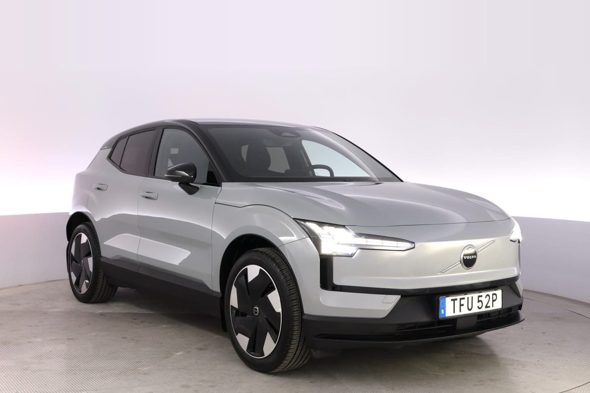 Volvo EX30 Extended Range Plus 2025, bild 6/10