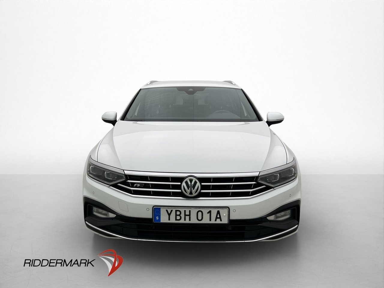 Volkswagen Passat 2020, bild 2/10