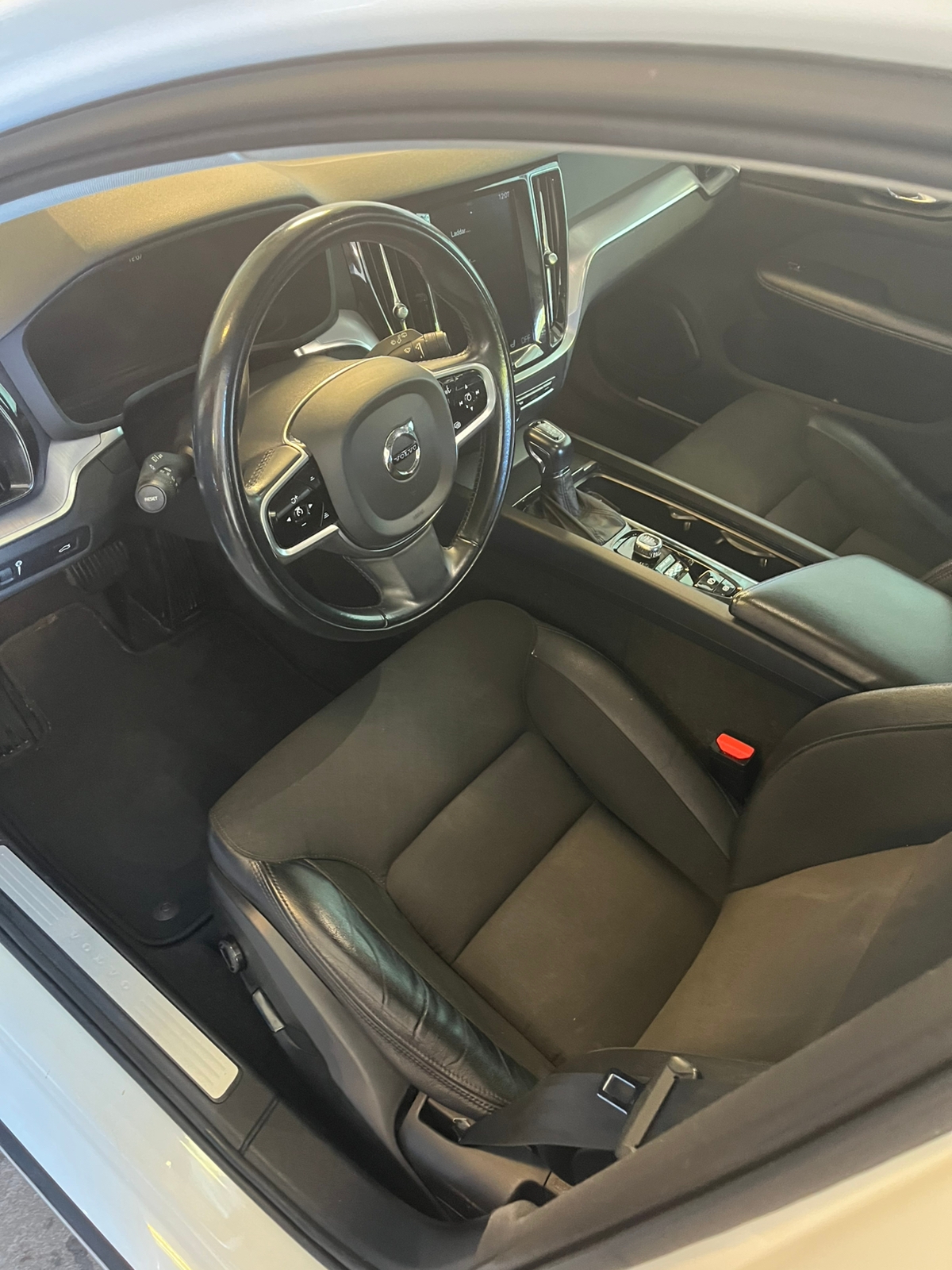 Volvo V60 2020, bild 4/4