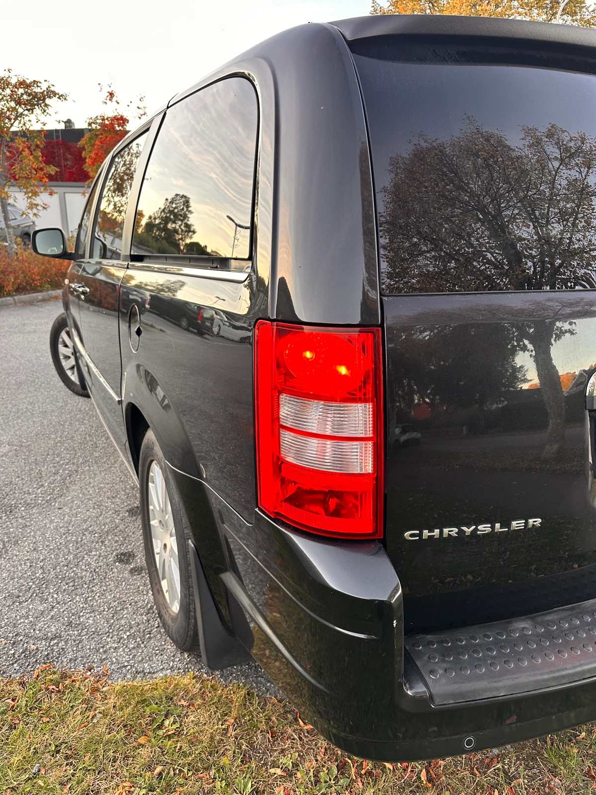 Chrysler Grand Voyager 3.8 V6 Automatisk 2010, bild 2/4