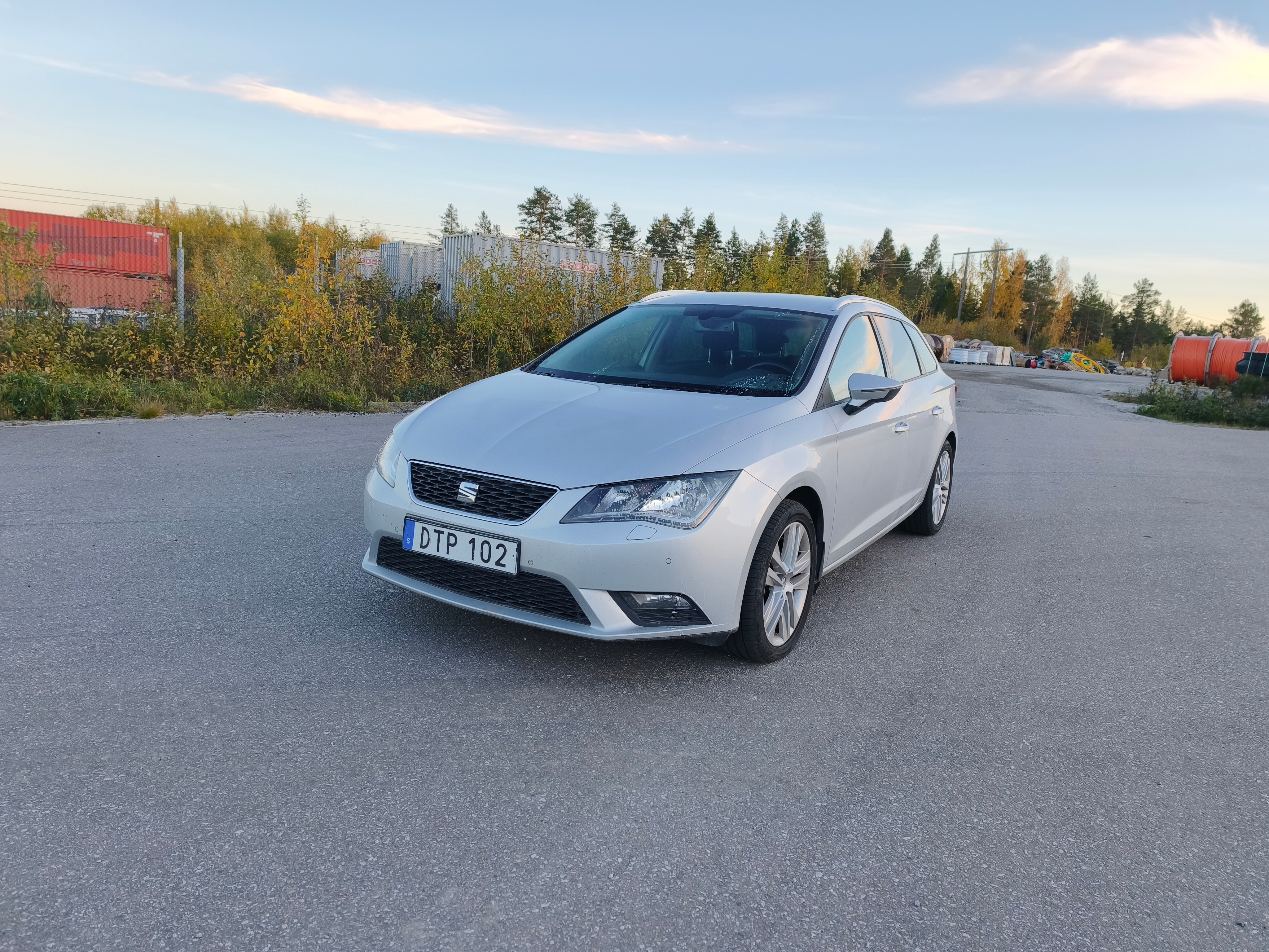 Seat Leon ST 1.2 TSI DSG Sekventiell 2015, bild 2/10