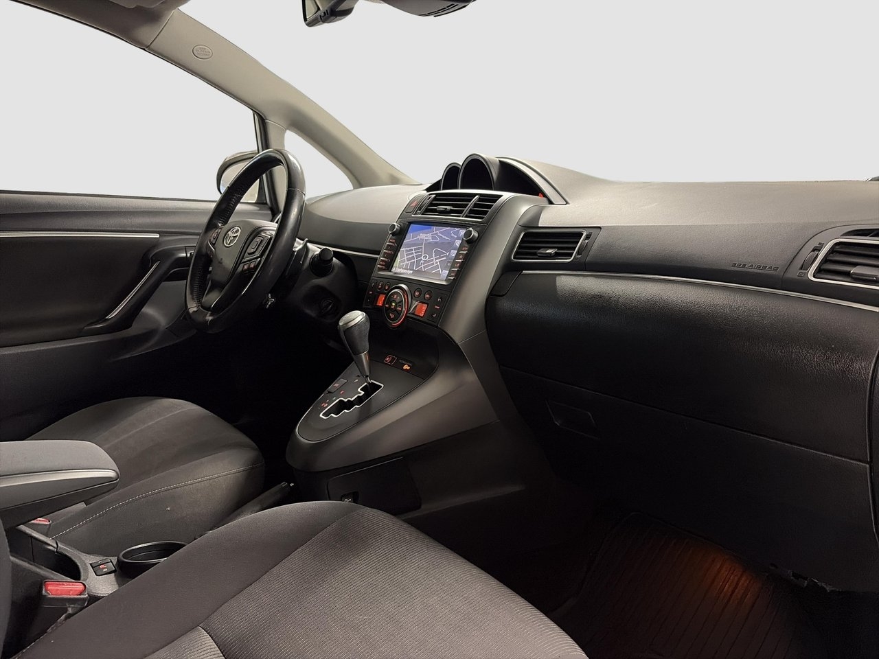 Toyota Verso 2017, bild 5/10