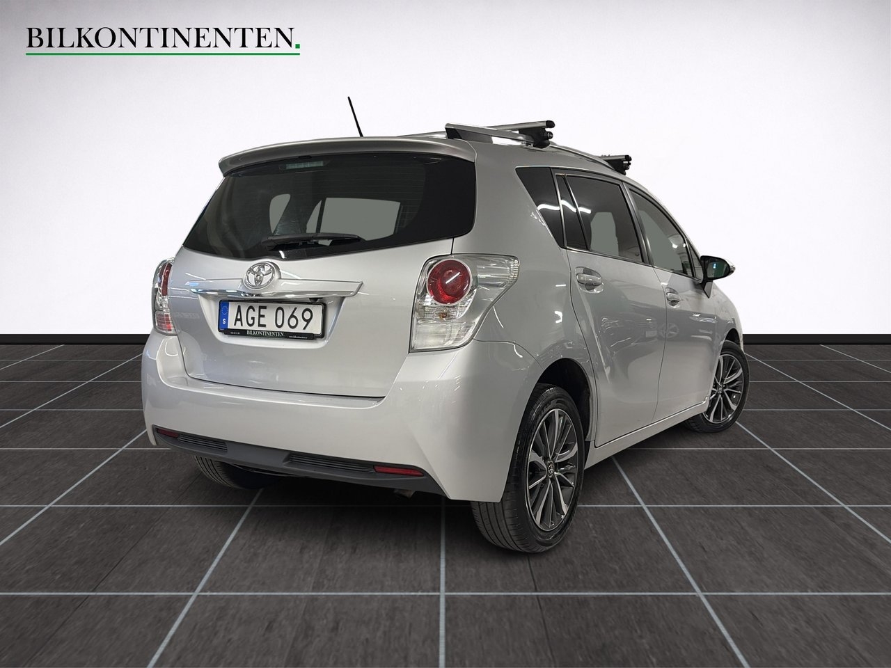 Toyota Verso 2017, bild 3/10