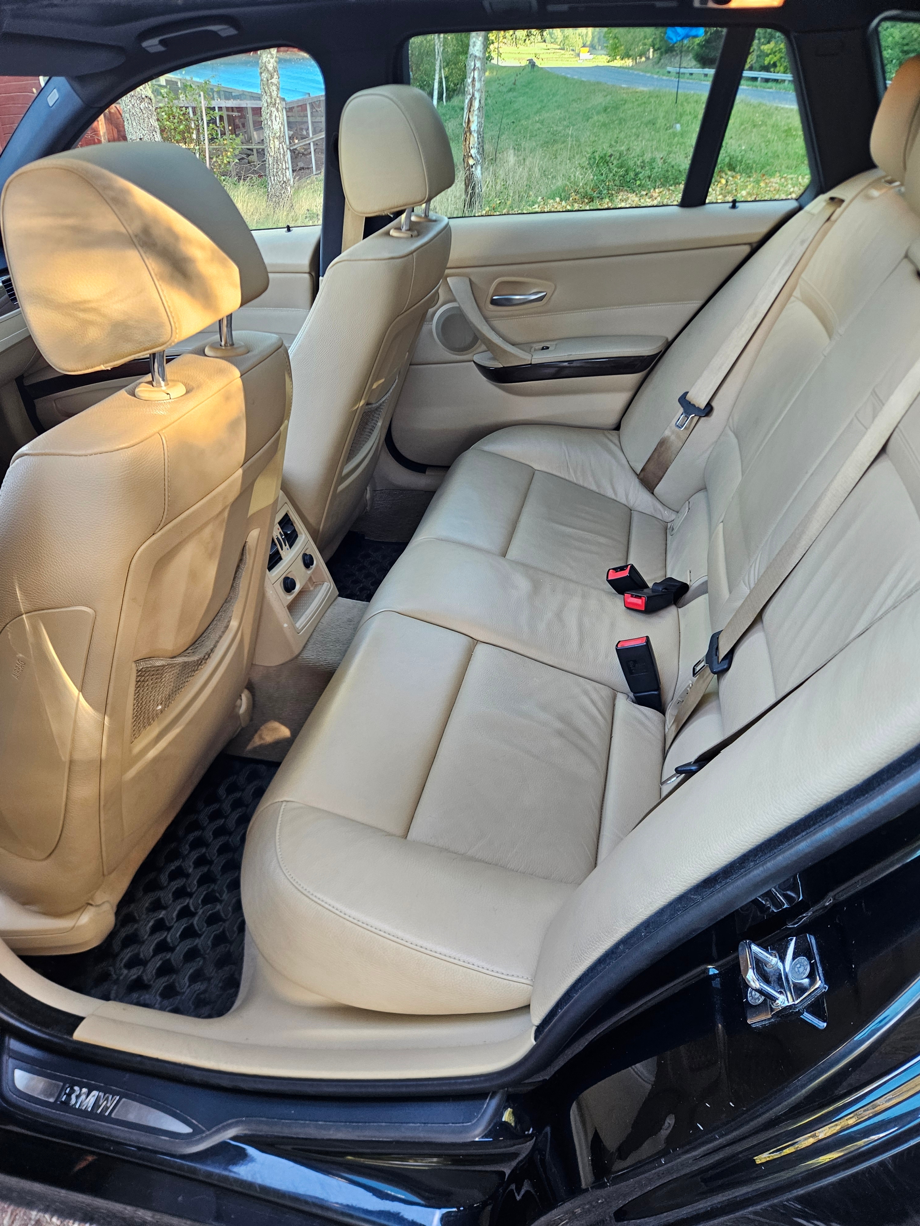 BMW 330 d Touring Automatisk 2009, bild 7/10