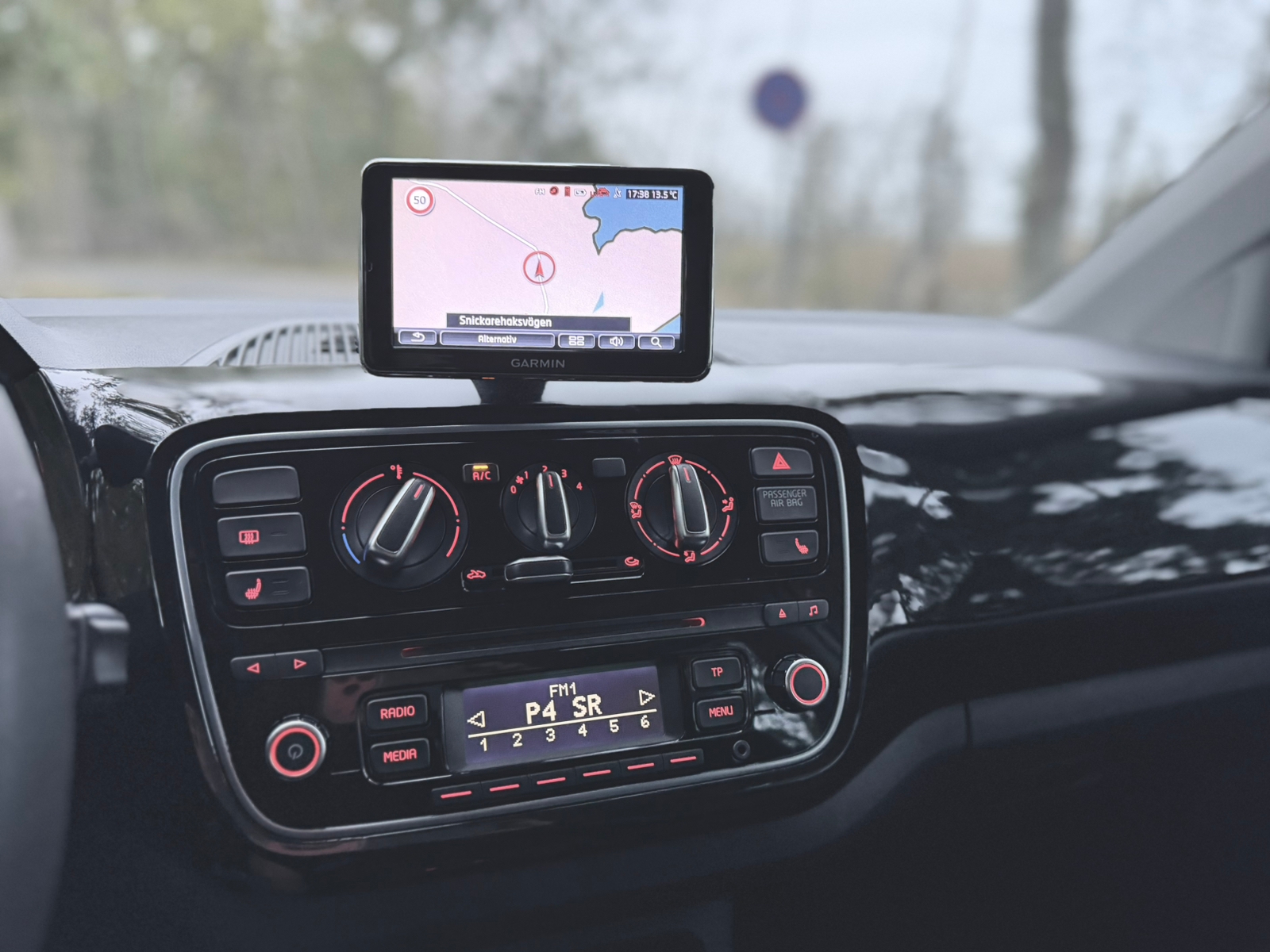 Volkswagen UP! 5-dörrar 1.0 MPI 2015, bild 8/8