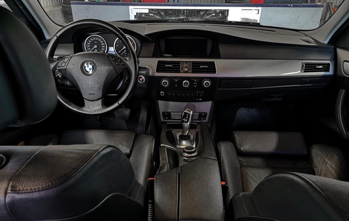 BMW 525 d Touring Automatisk 2008, bild 5/9