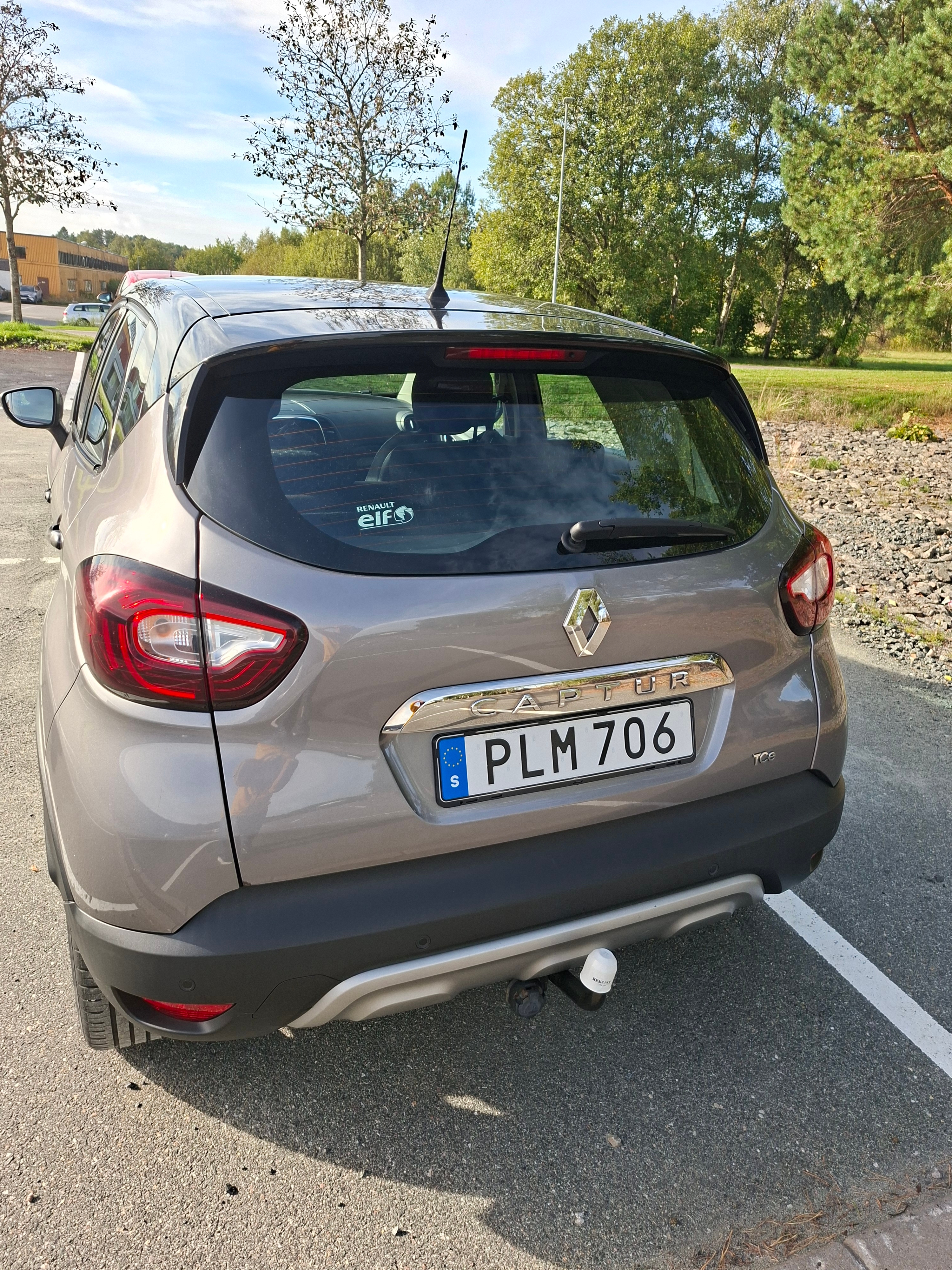 Renault Captur 0.9 TCe Manuell 2017, bild 3/5