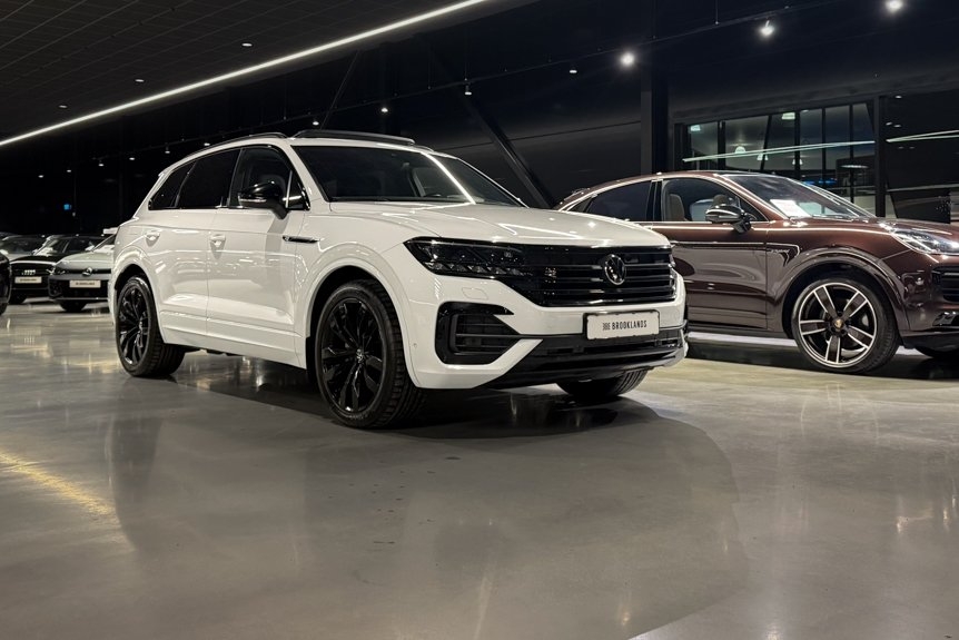 Volkswagen Touareg 2023, bild 2/7