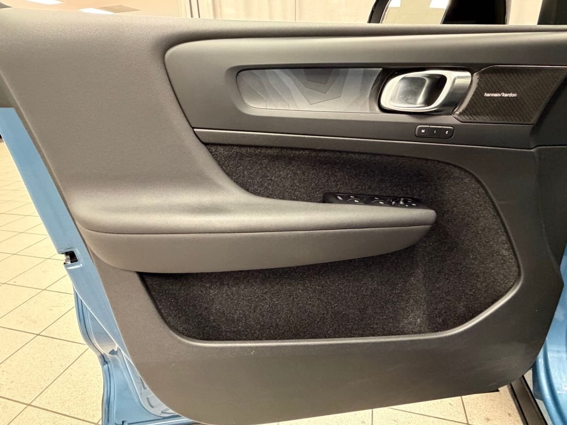 Volvo XC40 Recharge Twin Ultimate 2024, bild 4/10