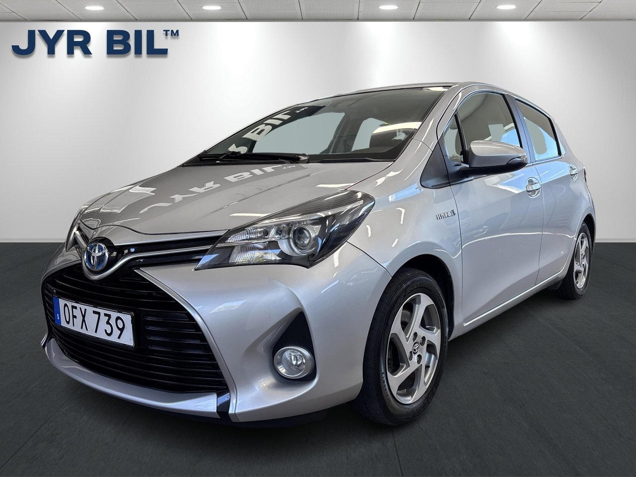 Toyota Yaris Hybrid e-CVT 101hk Active 2016, bild 7/10