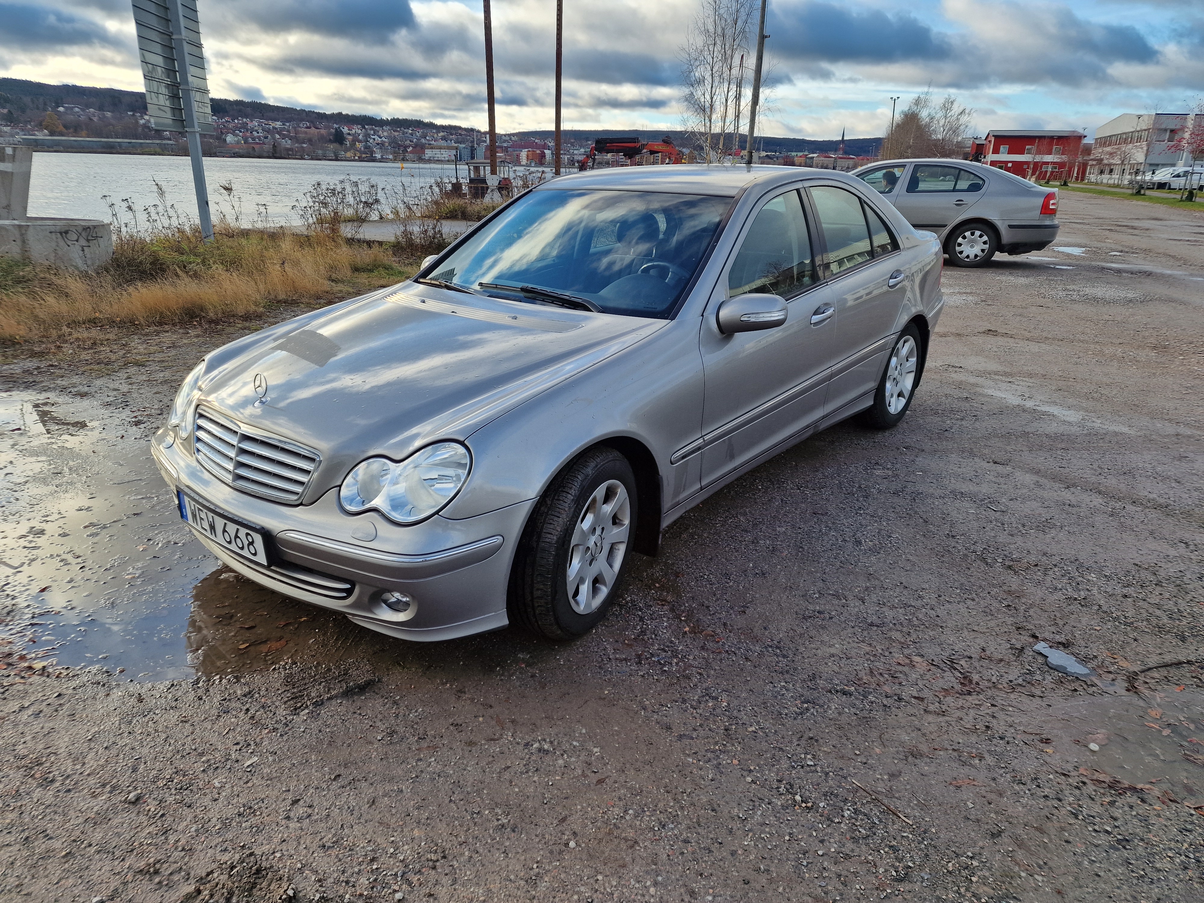 Mercedes-Benz C 180 Kompressor Manuell 2005, bild 2/7