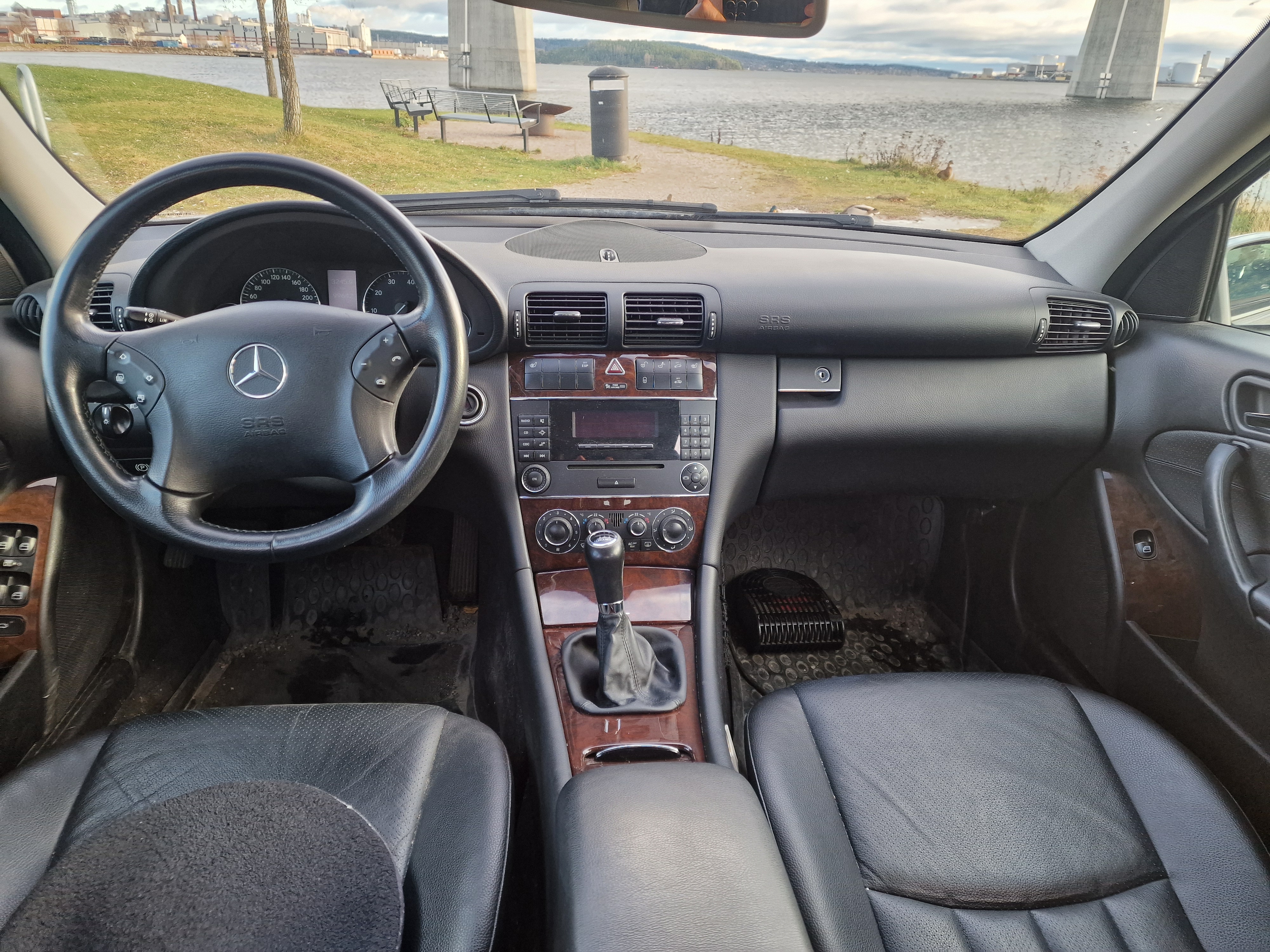 Mercedes-Benz C 180 Kompressor Manuell 2005, bild 6/7