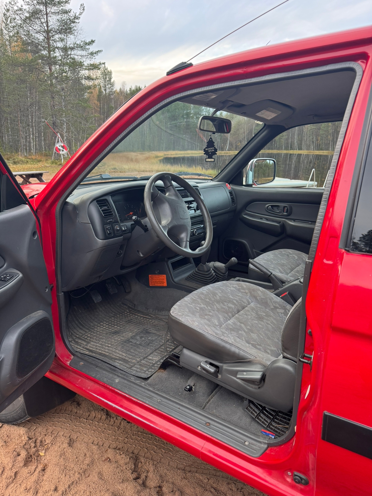 Mitsubishi L200 Club Cab 2.5 4WD Manuell 2001, bild 6/7