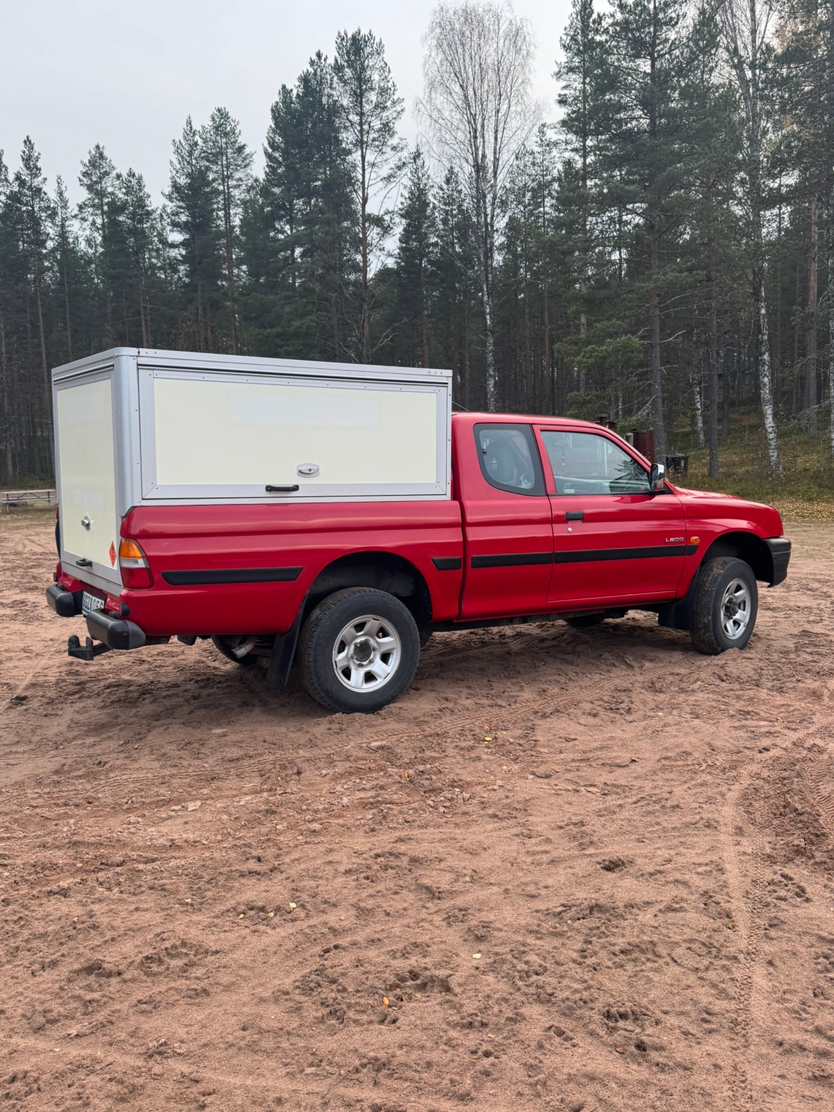Mitsubishi L200 Club Cab 2.5 4WD Manuell 2001, bild 3/7