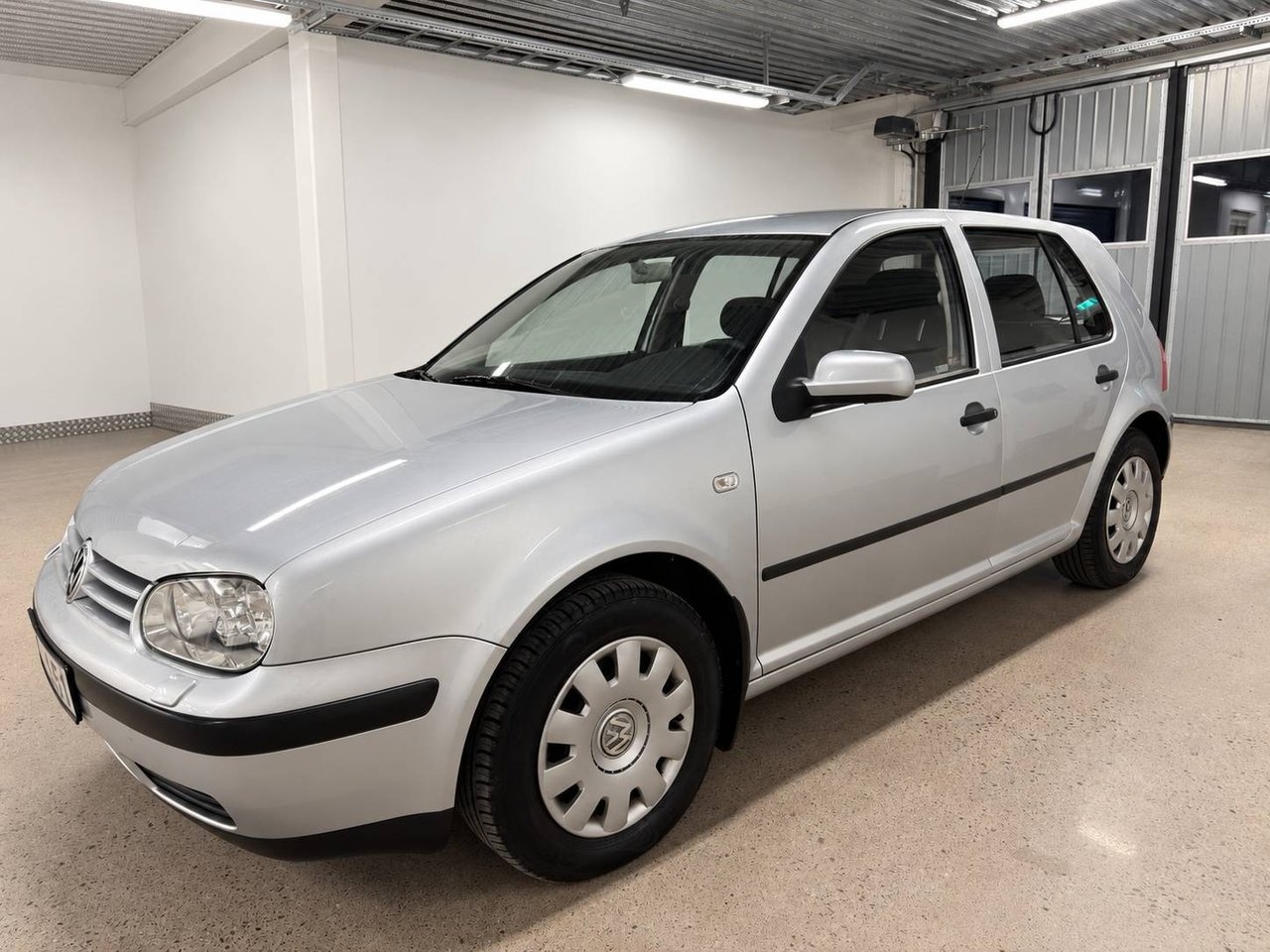 Volkswagen Golf 5-dörrar 1.6 Basis 2001, bild 3/10