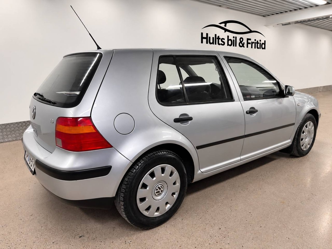 Volkswagen Golf 5-dörrar 1.6 Basis 2001, bild 4/10