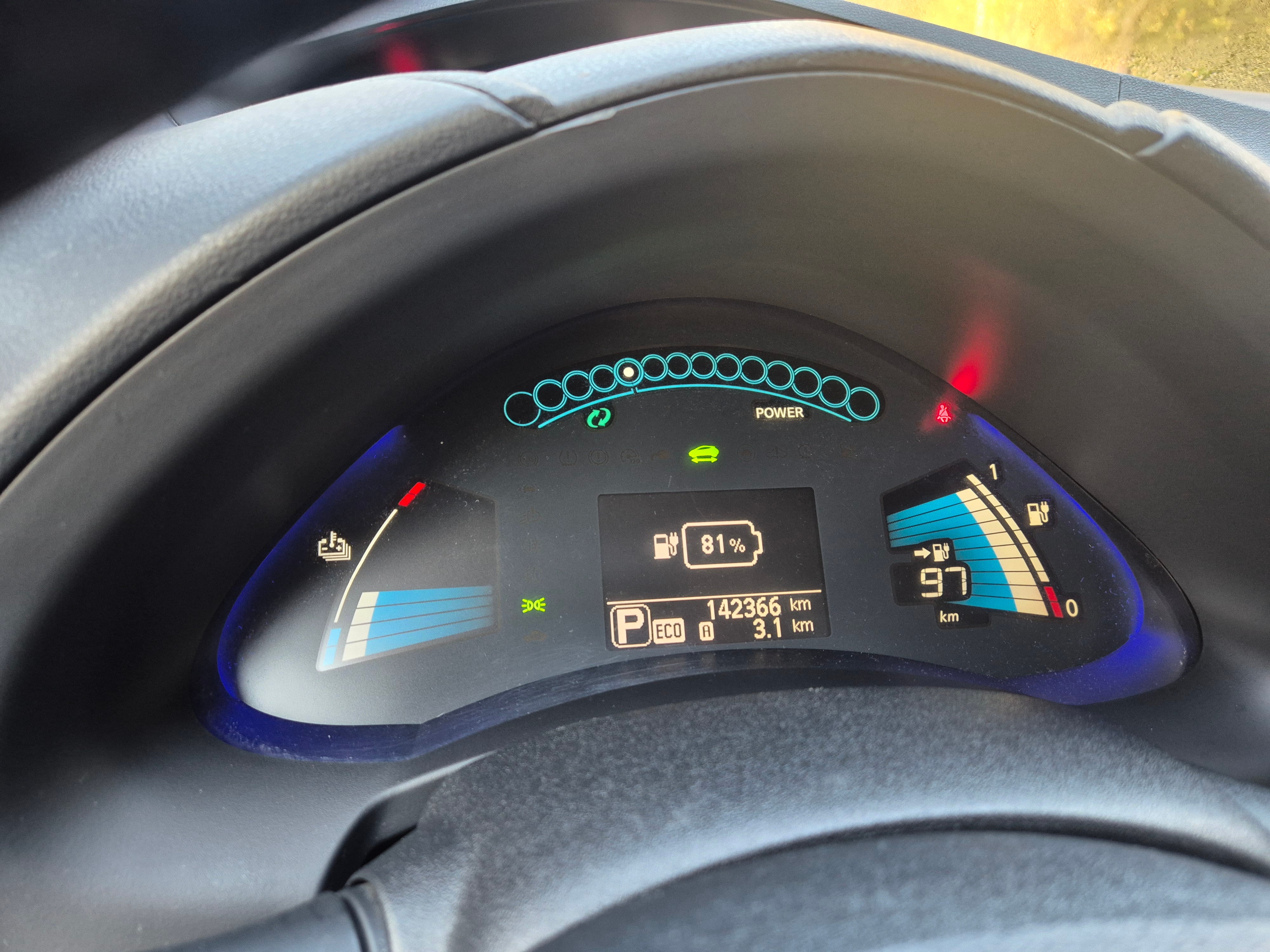 Nissan Leaf 24 kWh 2014, bild 4/7