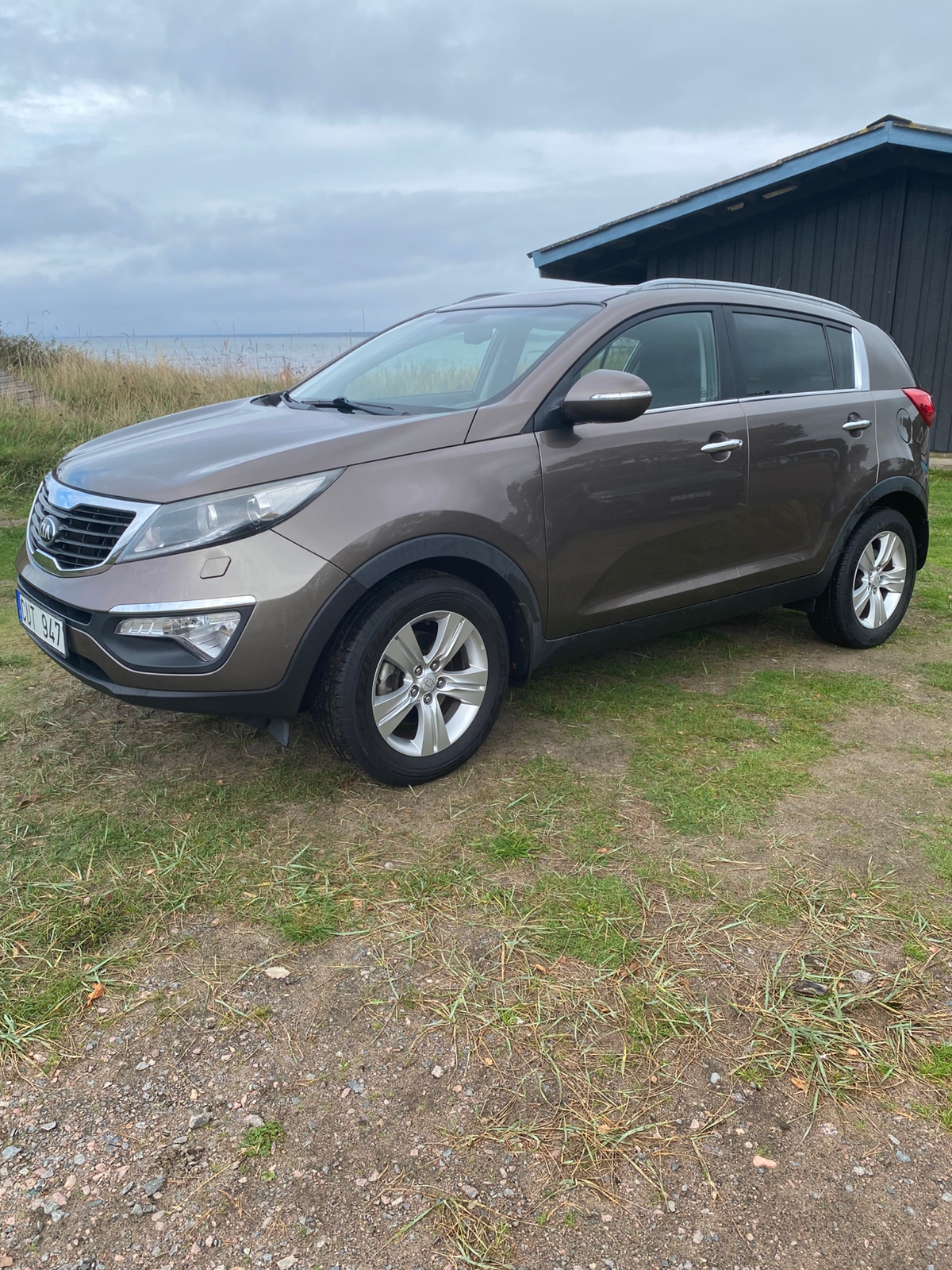 Kia Sportage 1.7 CRDi Manuell 2013, bild 2/10