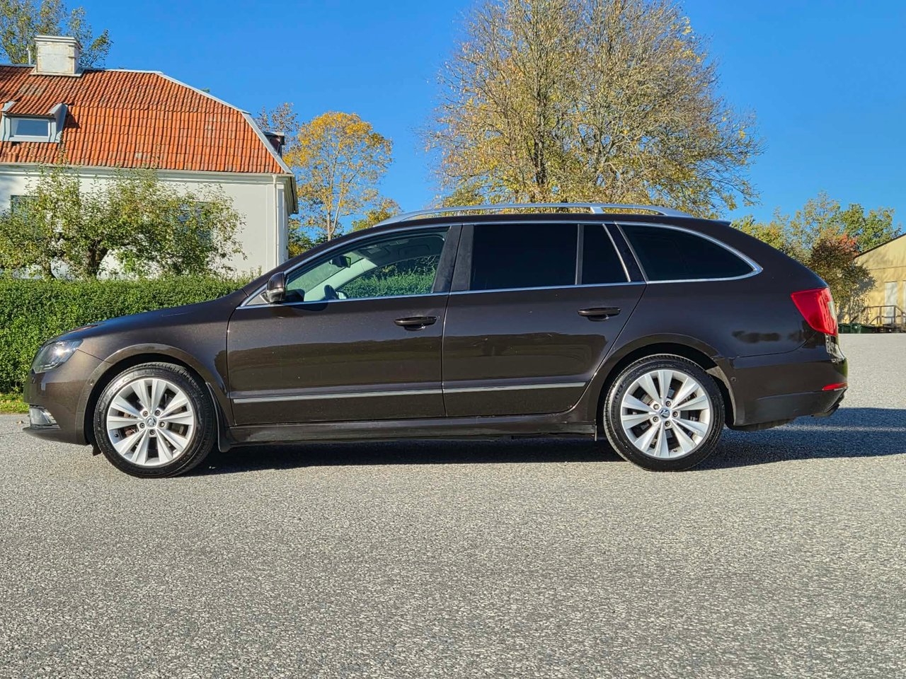 Skoda Superb 2015, bild 4/10