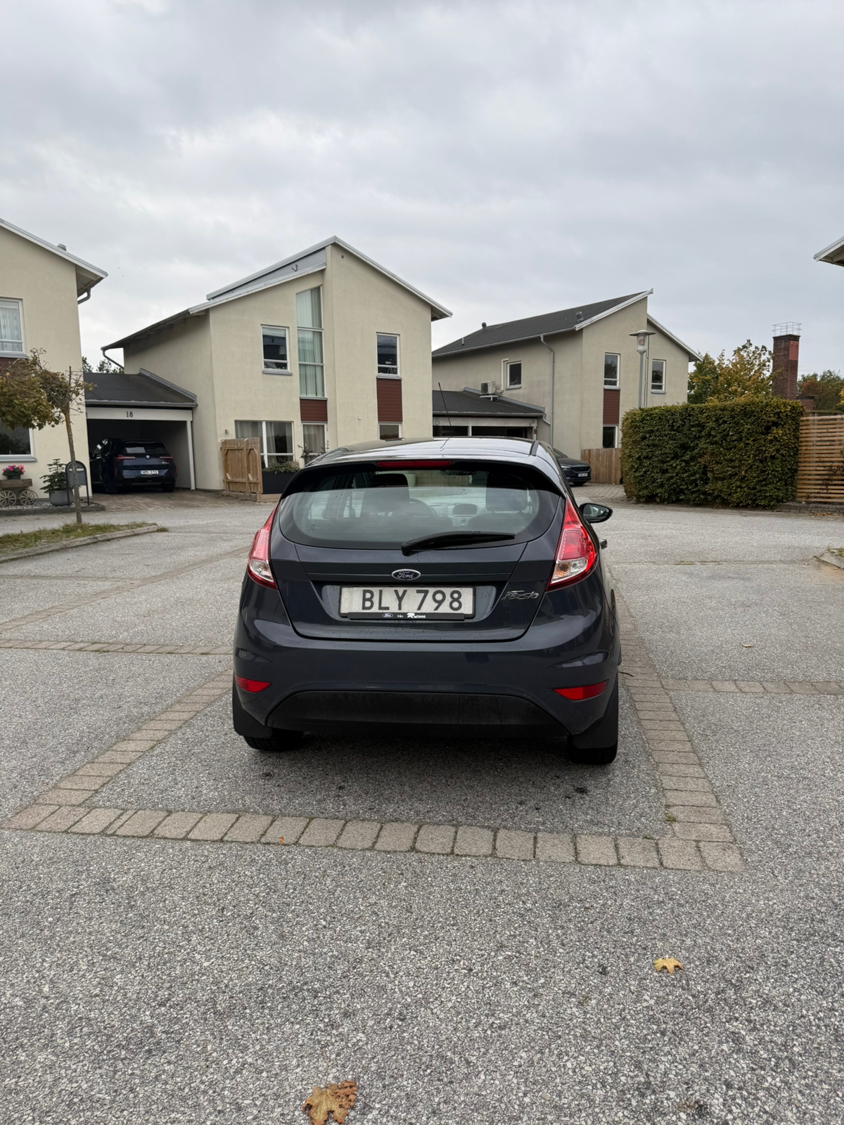 Ford Fiesta 5-dörrar 1.0 Manuell 2014, bild 3/3