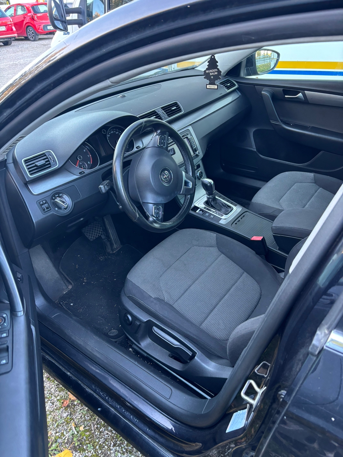Volkswagen Passat 2012, bild 3/3